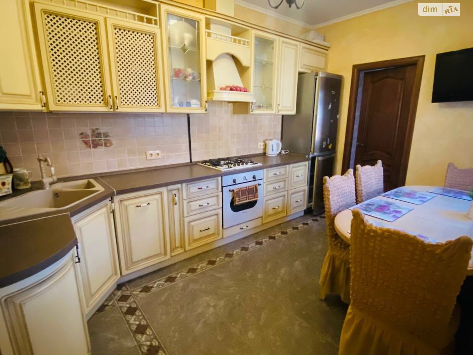 двоповерховий будинок бесідка, 180 кв. м, шлакобетон. Продаж в Дніпрі, район Амур-Нижньодніпровський фото 1