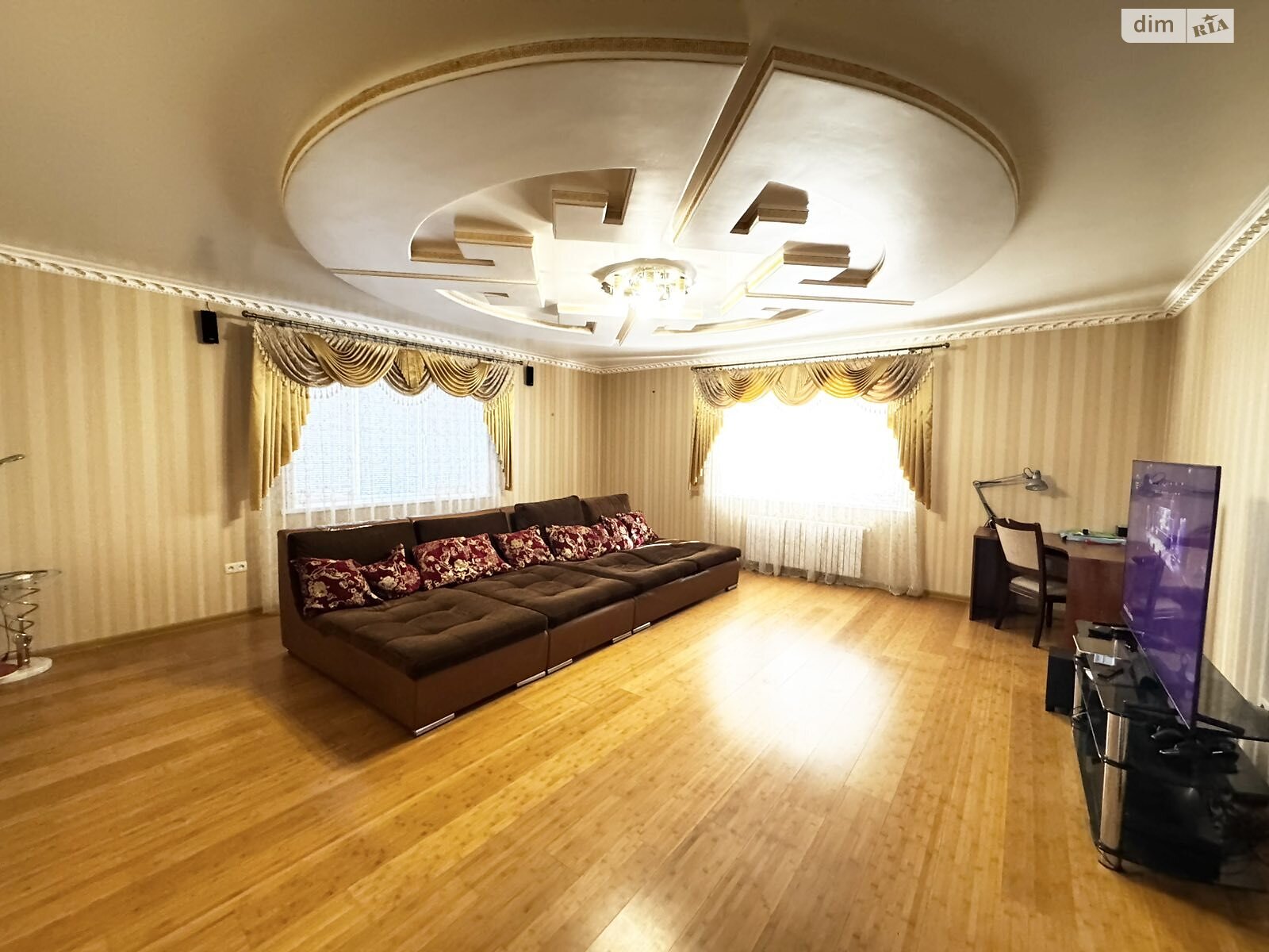 двоповерховий будинок з гаражем, 230.9 кв. м, цегла. Продаж в Дніпрі, район Березанівка фото 1 двоповерховий будинок з гаражем, 230.9 кв. м, цегла. Продаж в Дніпрі, район Березанівка фото 1