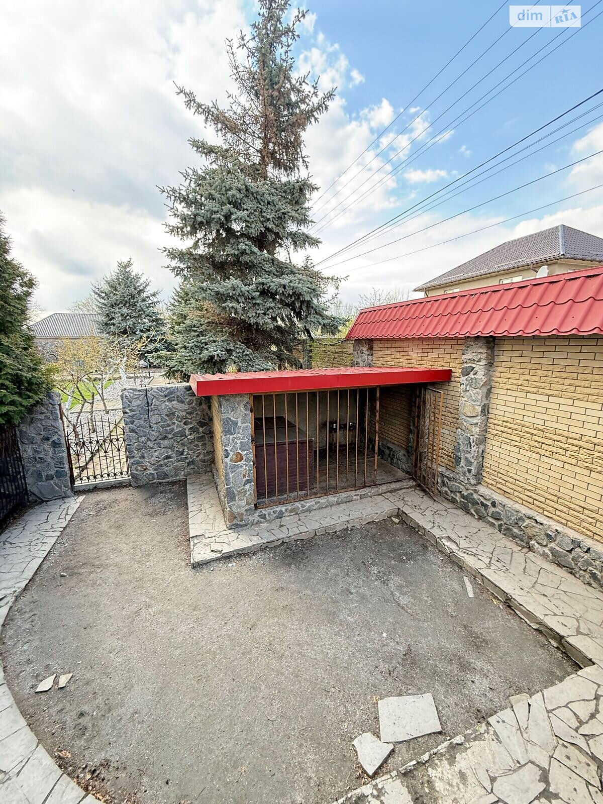 двоповерховий будинок з гаражем, 300 кв. м, цегла. Продаж в Дніпрі, район Березанівка фото 1 двоповерховий будинок з гаражем, 300 кв. м, цегла. Продаж в Дніпрі, район Березанівка фото 1