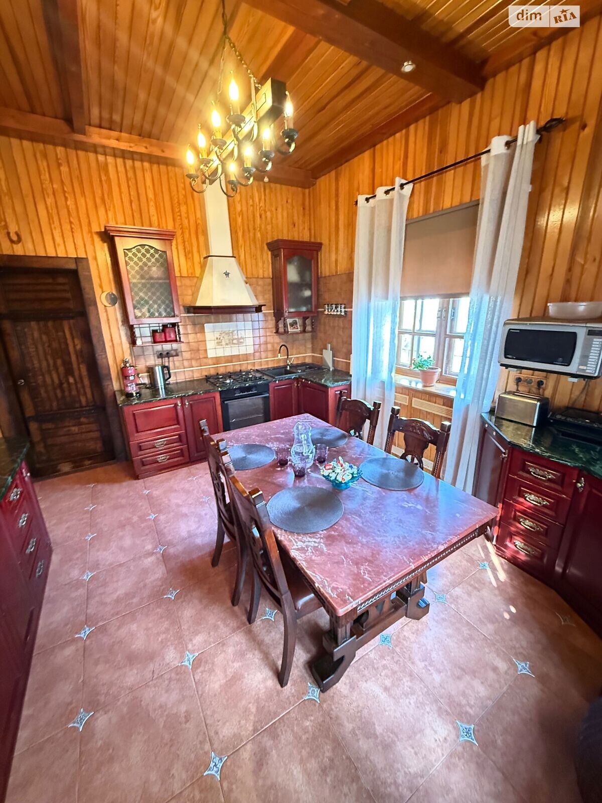 двоповерховий будинок з гаражем, 300 кв. м, цегла. Продаж в Дніпрі, район Березанівка фото 1 двоповерховий будинок з гаражем, 300 кв. м, цегла. Продаж в Дніпрі, район Березанівка фото 1
