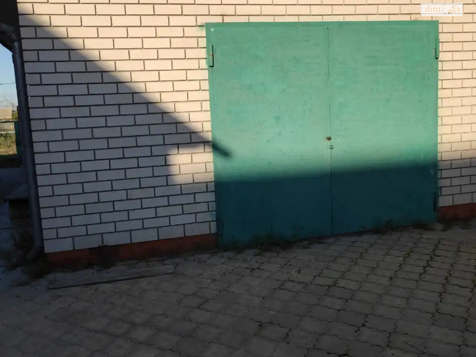 одноэтажный дом с гаражом, 92 кв. м, кирпич. Продажа в Днепре район Березановка фото 1 одноэтажный дом с гаражом, 92 кв. м, кирпич. Продажа в Днепре район Березановка фото 1