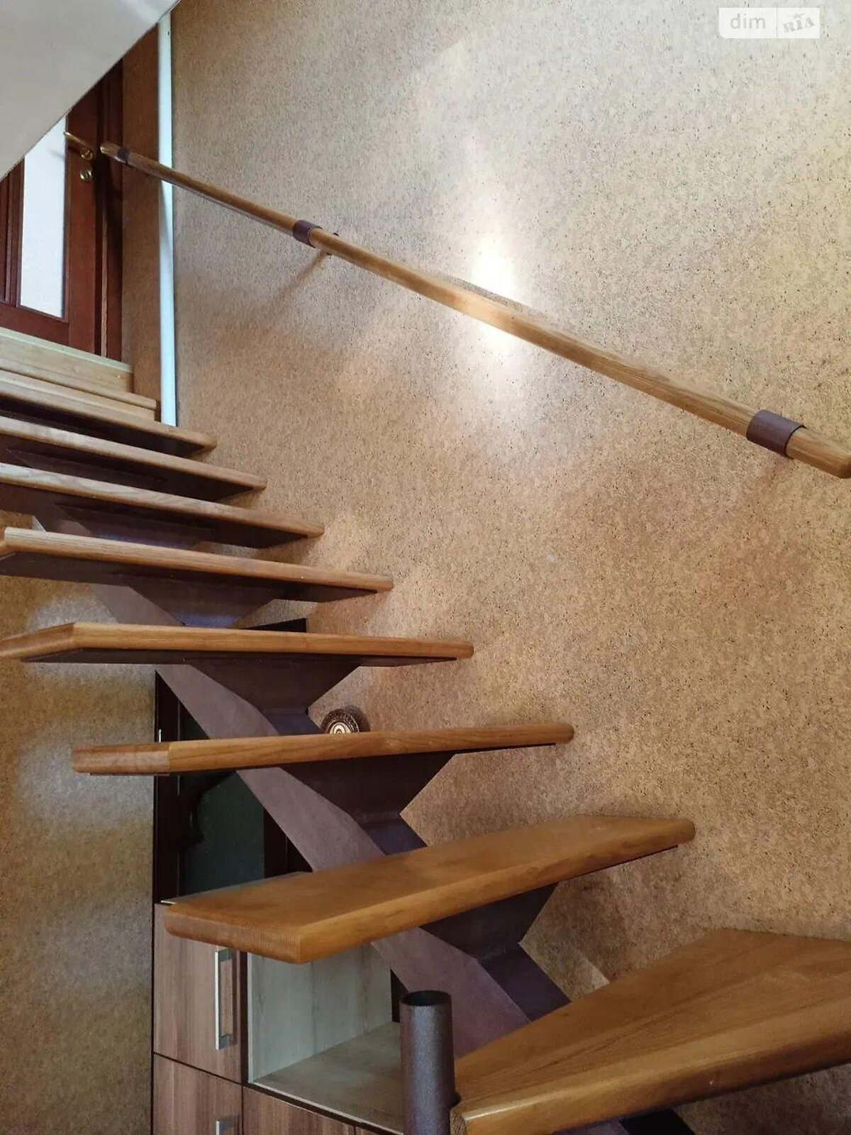 двухэтажный дом, 166 кв. м, кирпич. Продажа в Днепре район Березановка фото 1 двухэтажный дом, 166 кв. м, кирпич. Продажа в Днепре район Березановка фото 1