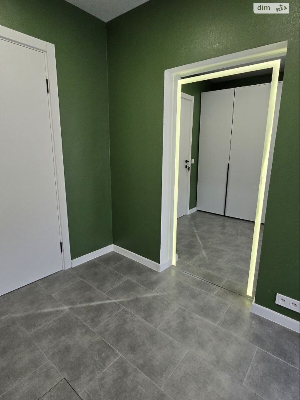 одноэтажный дом с гаражом, 60.4 кв. м, кирпич. Продажа в Днепре фото 1