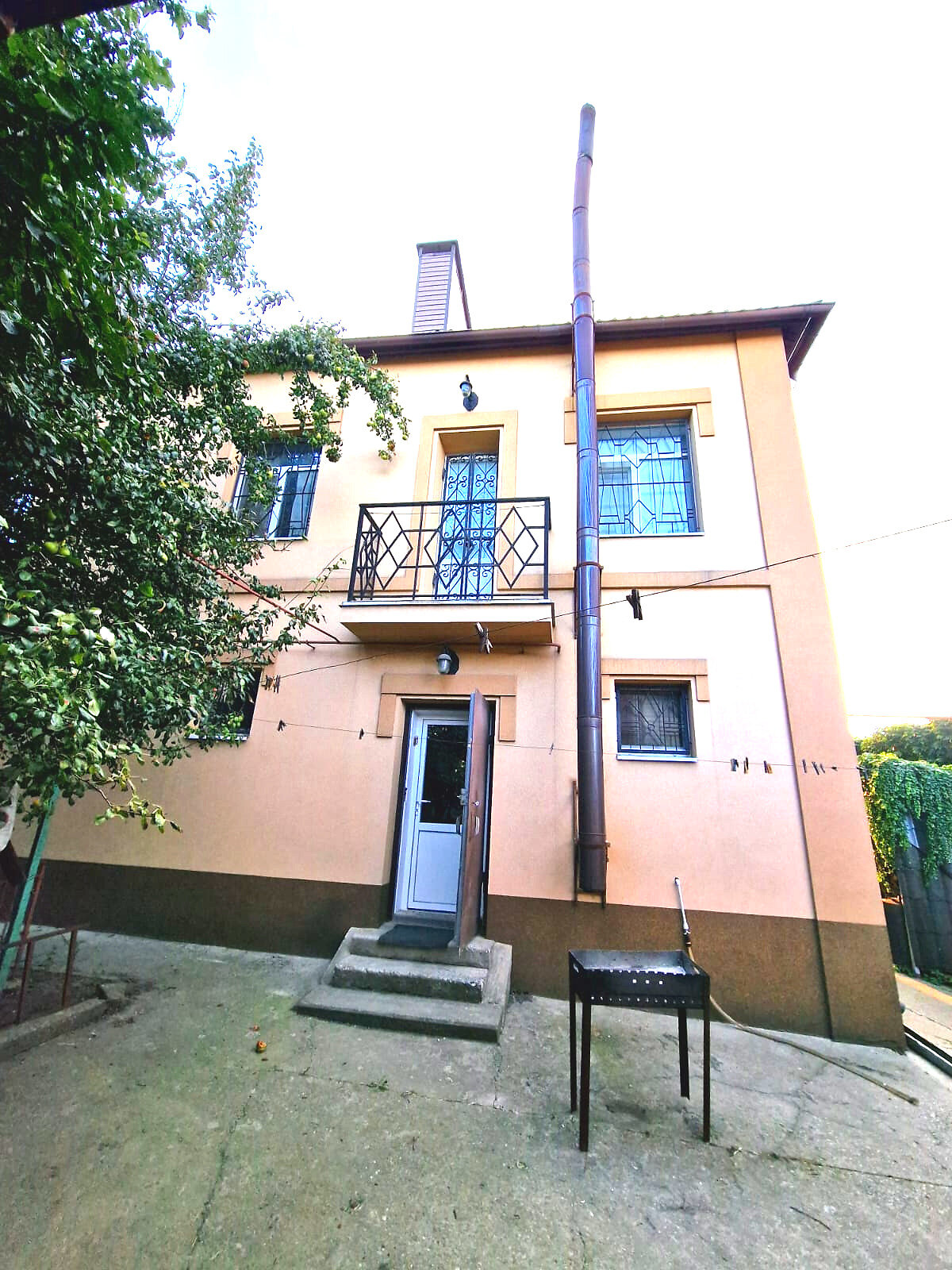 двоповерховий будинок з верандою, 308 кв. м, цегла. Продаж у Дніпрі фото 1 двоповерховий будинок з верандою, 308 кв. м, цегла. Продаж у Дніпрі фото 1