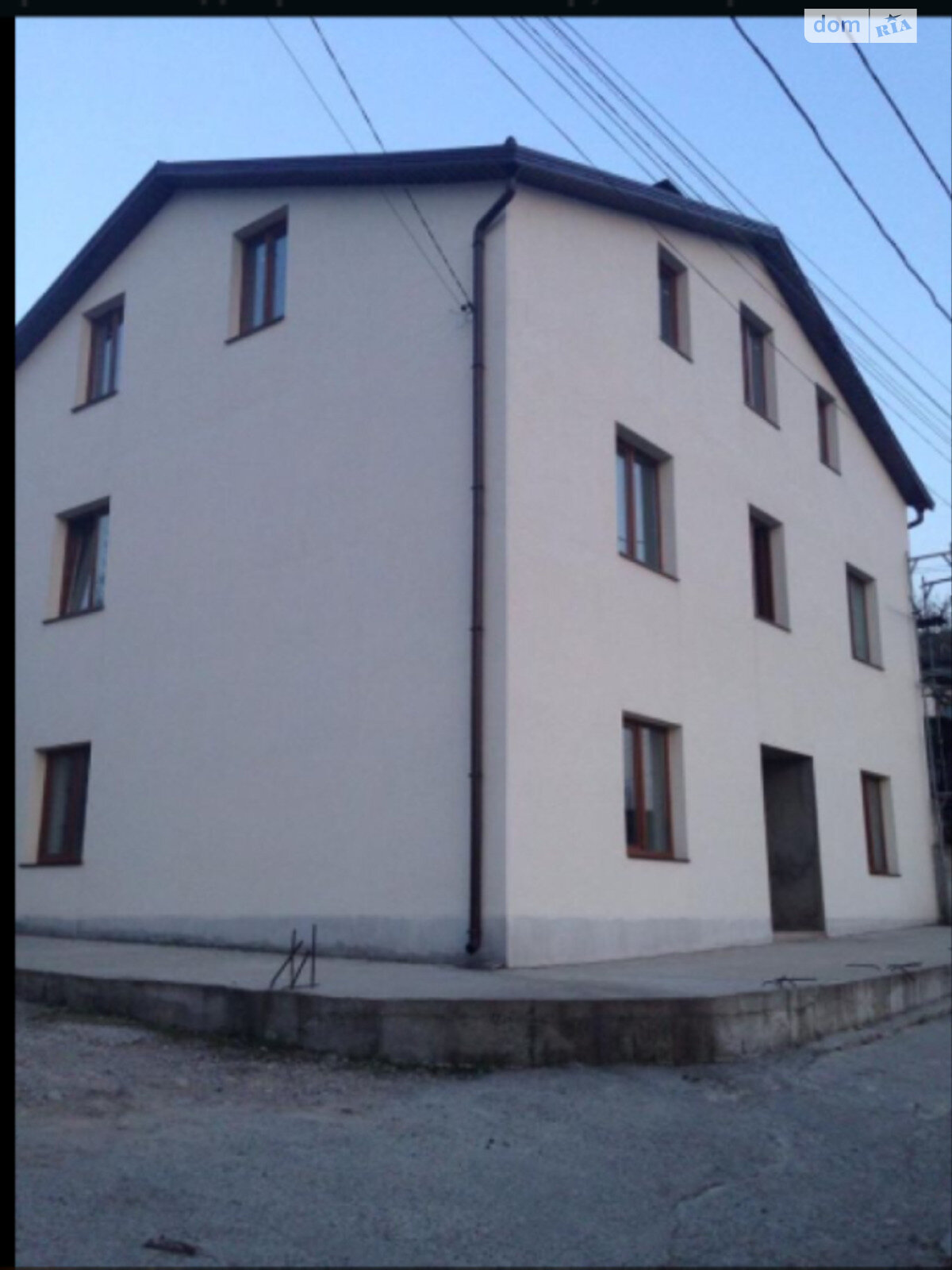 трехэтажный дом с ремонтом, 319 кв. м, кирпич. Продажа в Днепре район Чечеловский фото 1