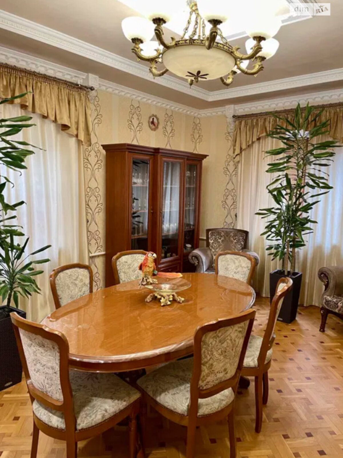 трехэтажный дом, 410 кв. м, кирпич. Продажа в Днепре район Чечеловский фото 1