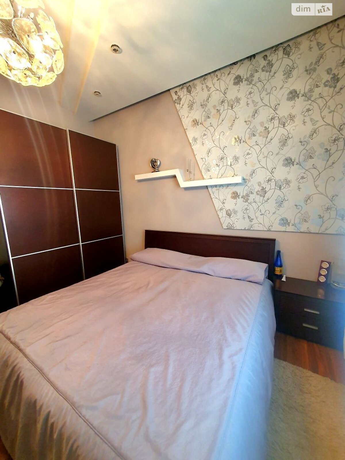 одноэтажный дом с гаражом, 200 кв. м, кирпич. Продажа в Днепре район Чечеловский фото 1 одноэтажный дом с гаражом, 200 кв. м, кирпич. Продажа в Днепре район Чечеловский фото 1