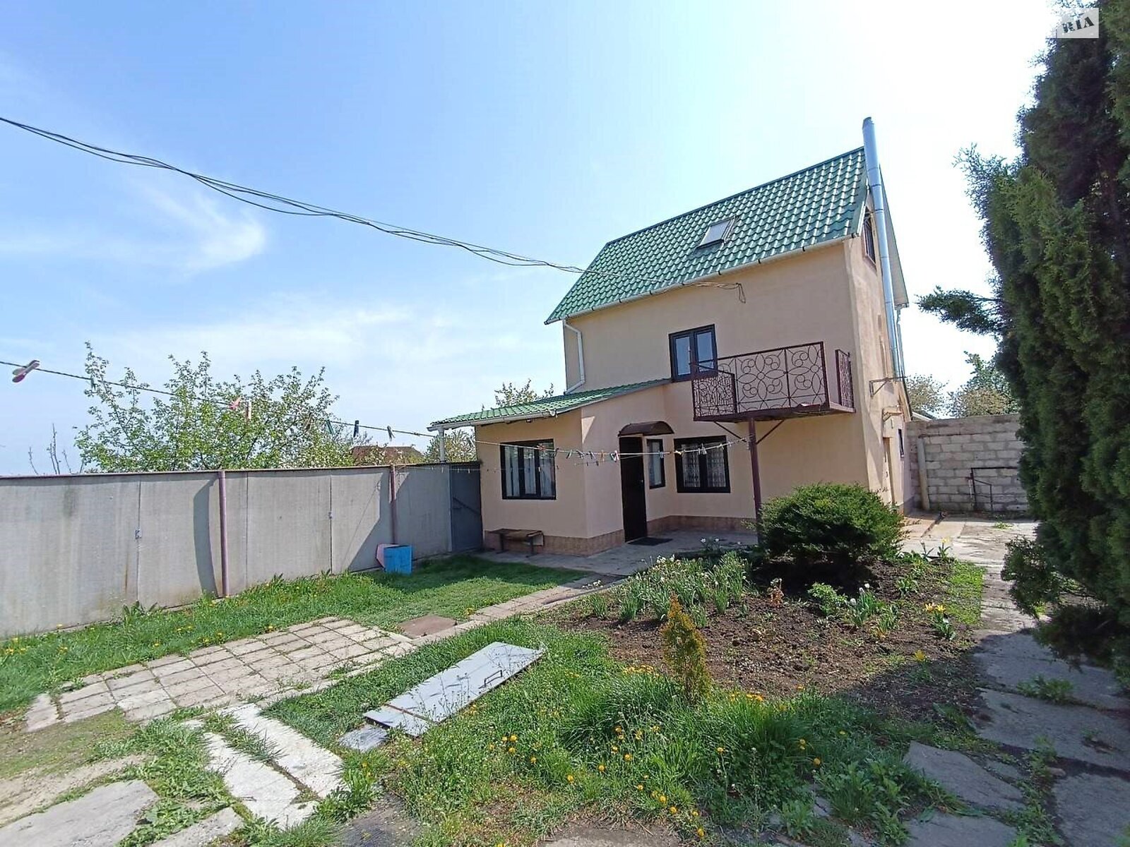 трехэтажный дом с гаражом, 92 кв. м, кирпич. Продажа в Днепре район Чечеловский фото 1