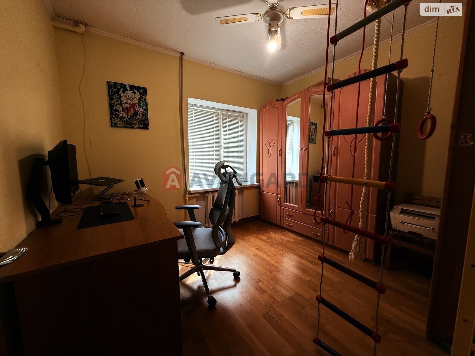 двухэтажный дом, 180 кв. м, кирпич. Продажа в Днепре район Чечеловский фото 1