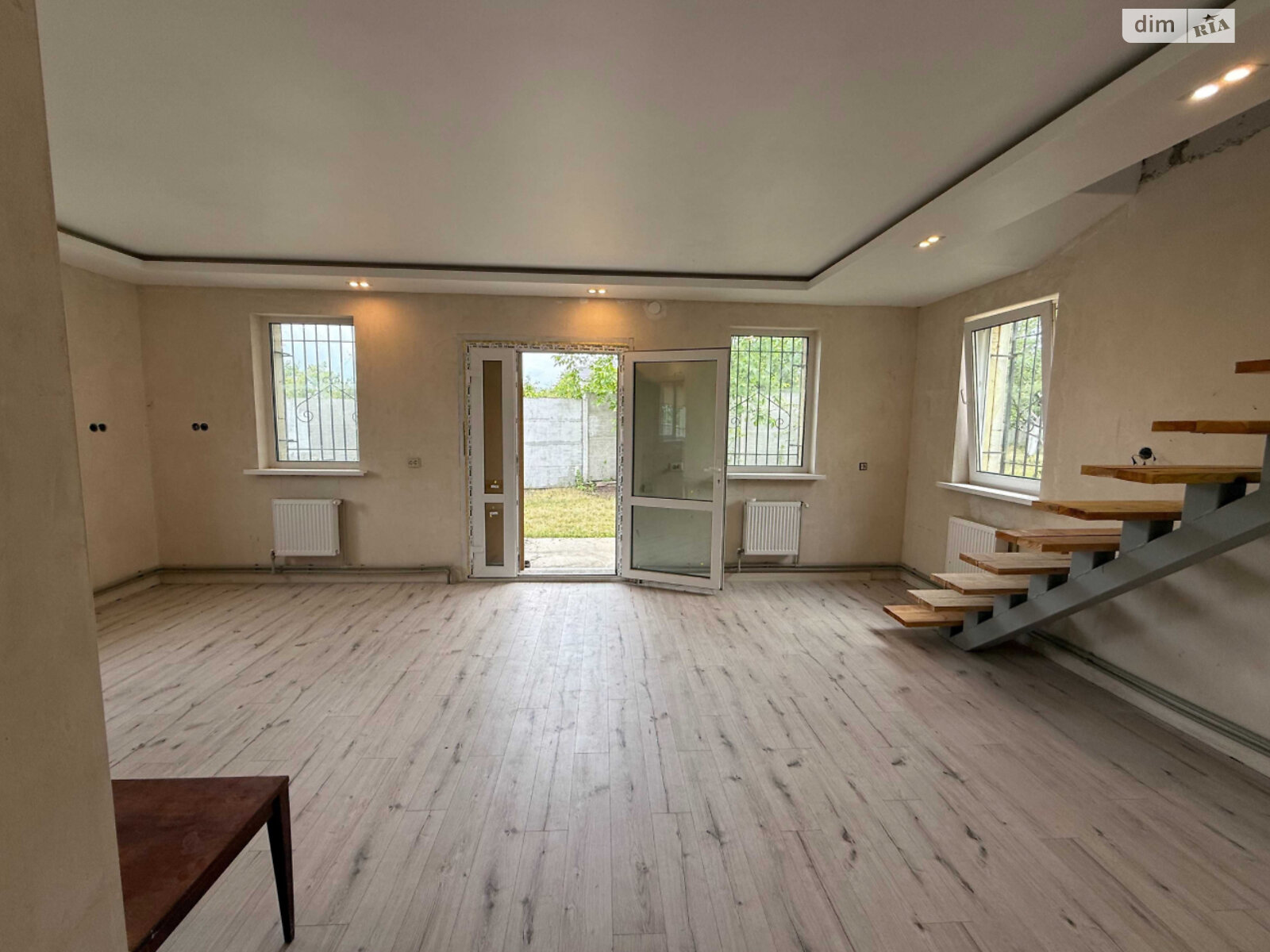 двухэтажный дом с гаражом, 150 кв. м, кирпич. Продажа в Днепре фото 1 двухэтажный дом с гаражом, 150 кв. м, кирпич. Продажа в Днепре фото 1