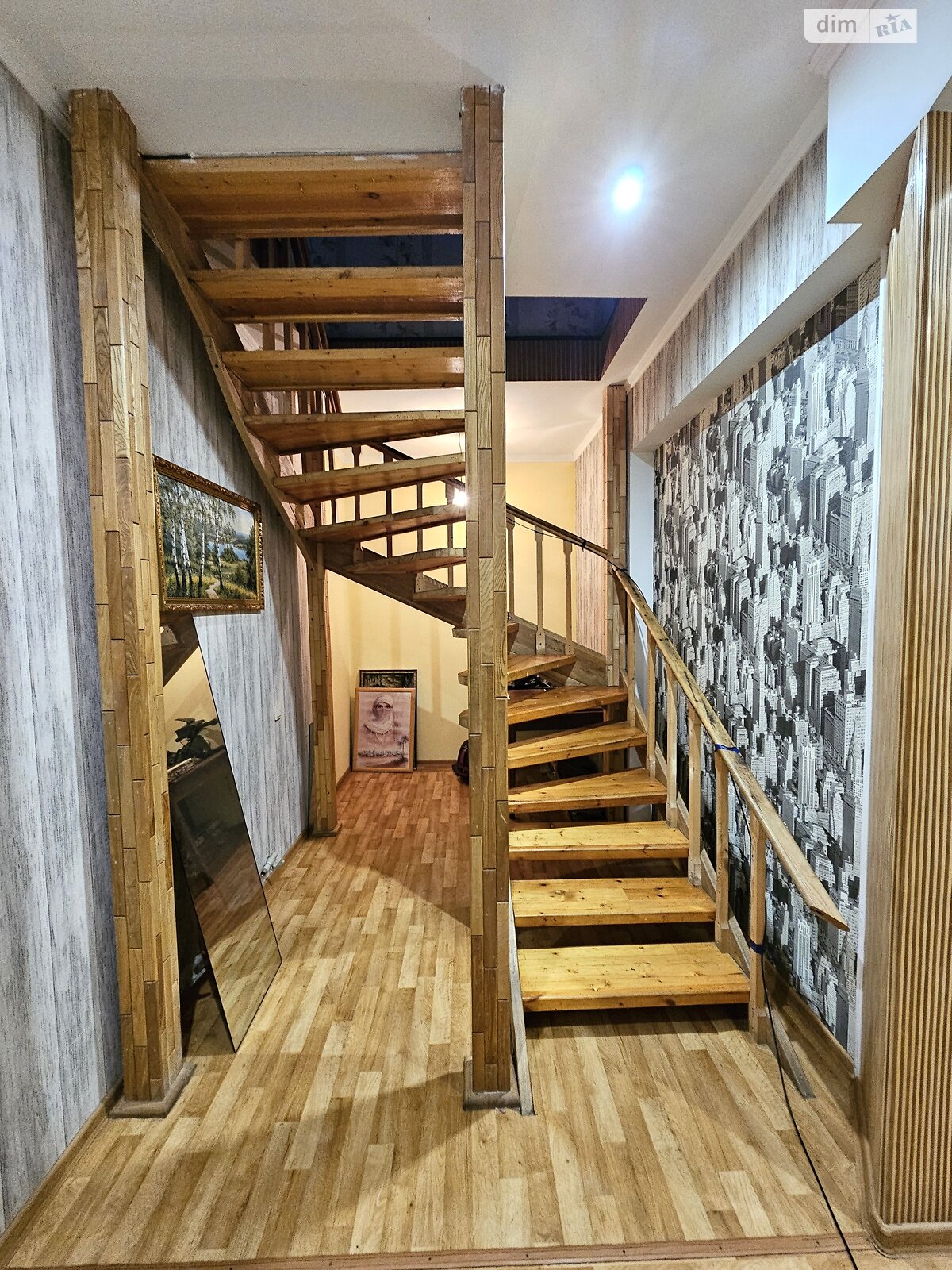 двухэтажный дом с ремонтом, 130.8 кв. м, шлакоблок. Продажа в Днепре район Диевка-1 фото 1 двухэтажный дом с ремонтом, 130.8 кв. м, шлакоблок. Продажа в Днепре район Диевка-1 фото 1