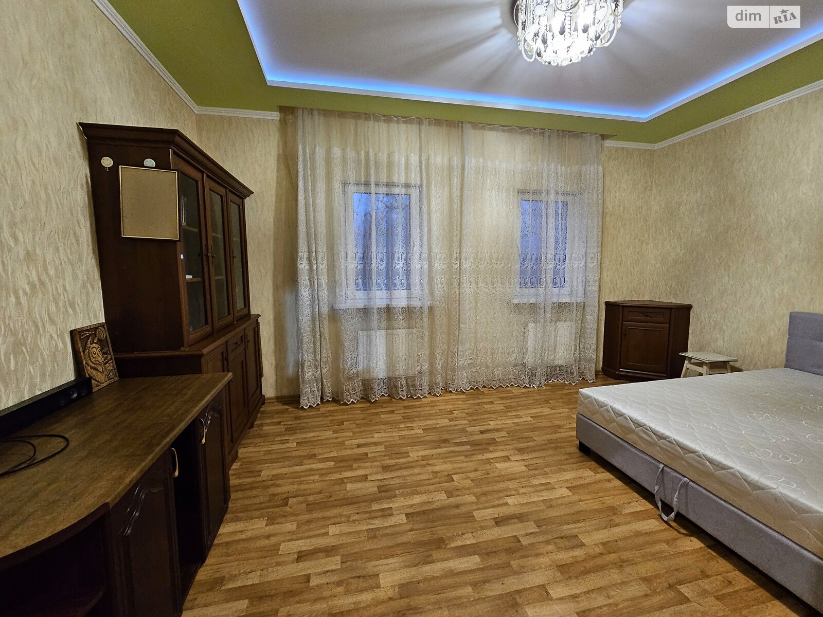 двухэтажный дом с ремонтом, 130.8 кв. м, шлакоблок. Продажа в Днепре район Диевка-1 фото 1 двухэтажный дом с ремонтом, 130.8 кв. м, шлакоблок. Продажа в Днепре район Диевка-1 фото 1