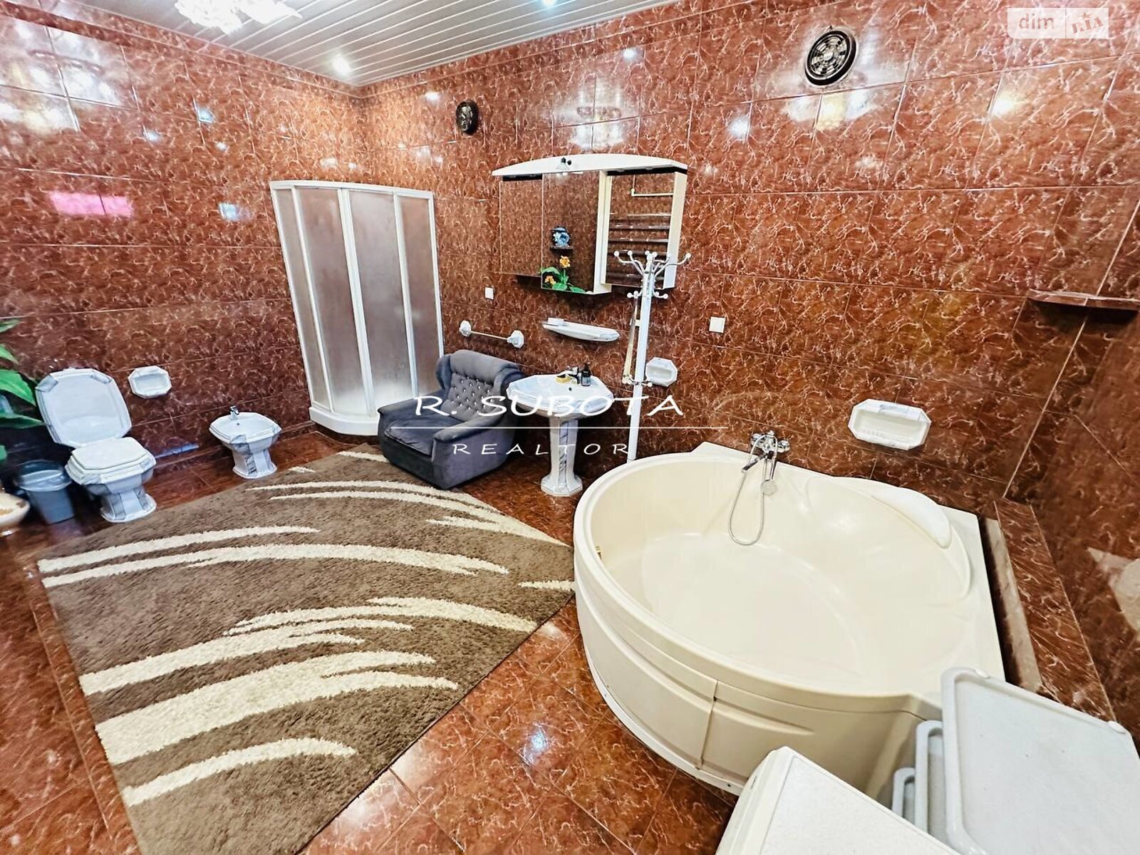 двоповерховий будинок з верандою, 355.2 кв. м, цегла. Продаж в Дніпрі, район ДІІТ фото 1 двоповерховий будинок з верандою, 355.2 кв. м, цегла. Продаж в Дніпрі, район ДІІТ фото 1