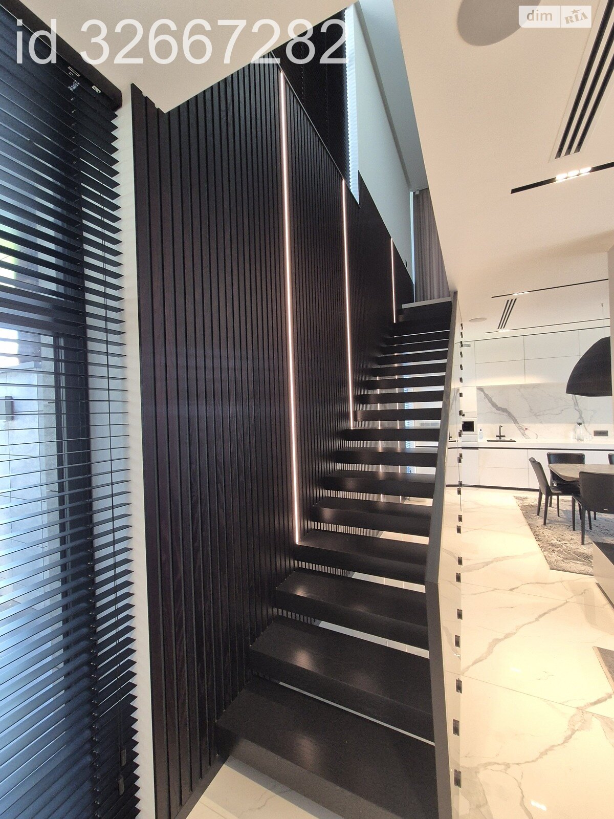 двоповерховий будинок з гаражем, 290.1 кв. м, монолітно-цегляний. Продаж в Дніпрі, район ДІІТ фото 1 двоповерховий будинок з гаражем, 290.1 кв. м, монолітно-цегляний. Продаж в Дніпрі, район ДІІТ фото 1