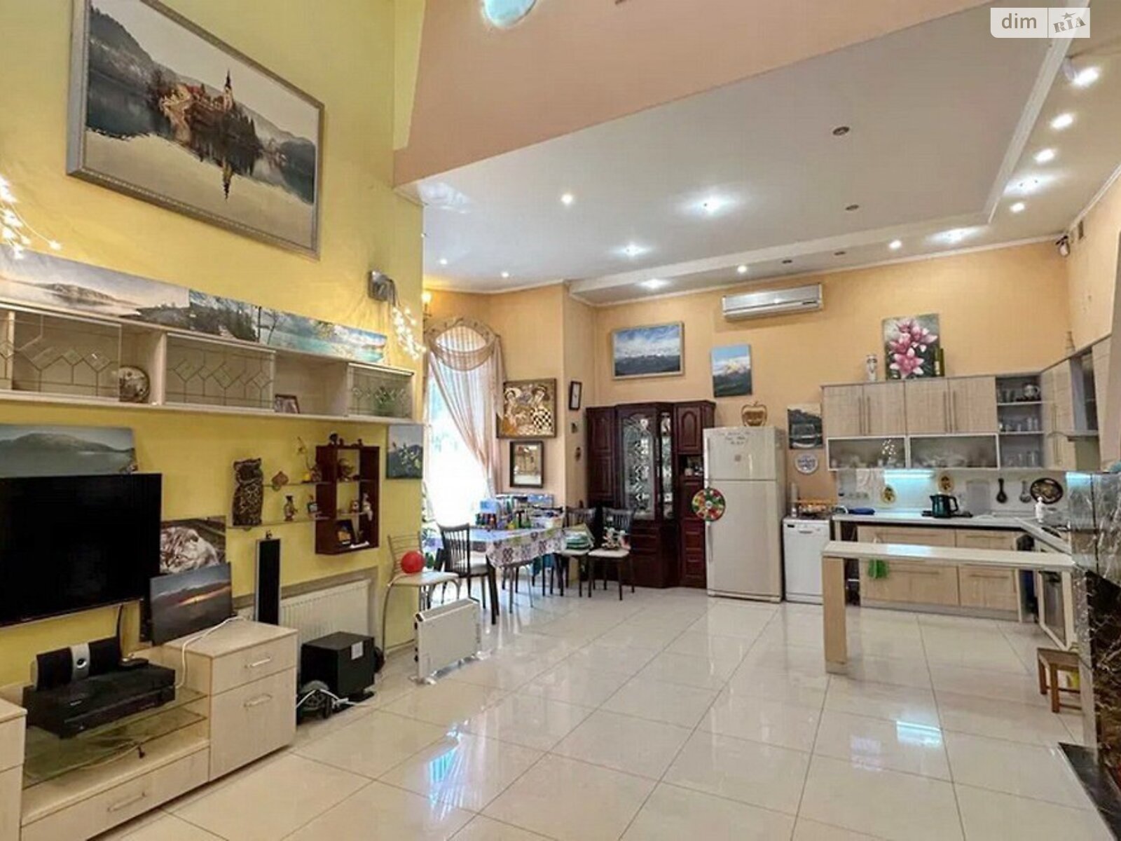 двоповерховий будинок з гаражем, 288.8 кв. м, цегла. Продаж в Дніпрі фото 1 двоповерховий будинок з гаражем, 288.8 кв. м, цегла. Продаж в Дніпрі фото 1