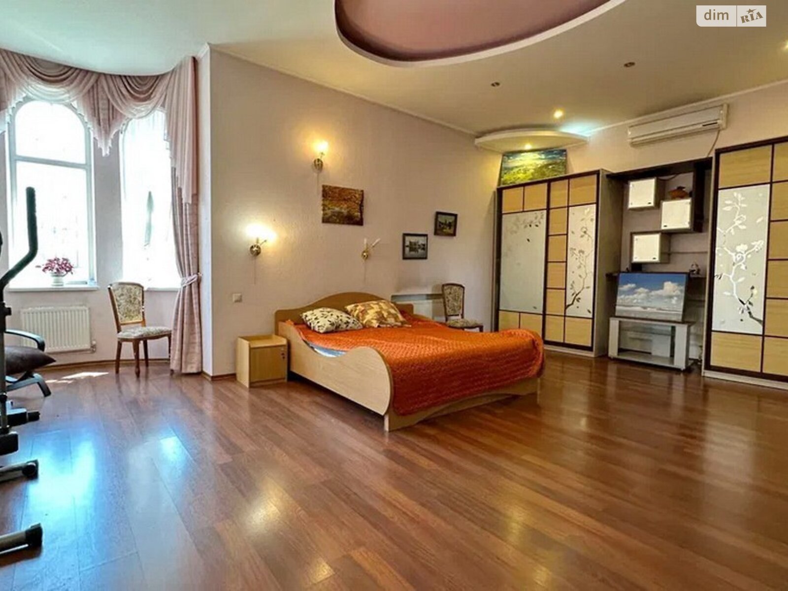 двоповерховий будинок з гаражем, 288.8 кв. м, цегла. Продаж в Дніпрі фото 1 двоповерховий будинок з гаражем, 288.8 кв. м, цегла. Продаж в Дніпрі фото 1