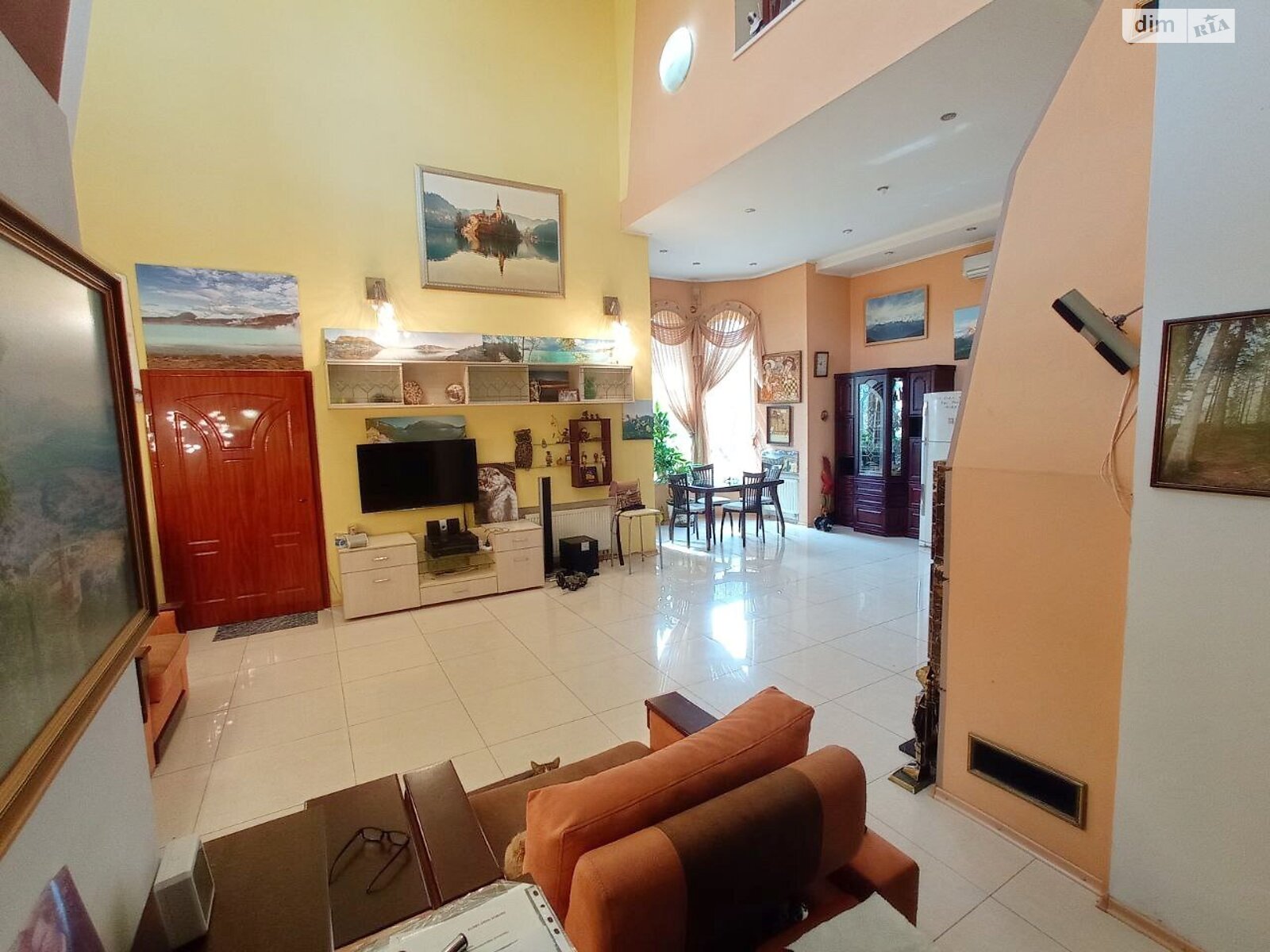 двоповерховий будинок з гаражем, 288.8 кв. м, цегла. Продаж в Дніпрі фото 1 двоповерховий будинок з гаражем, 288.8 кв. м, цегла. Продаж в Дніпрі фото 1