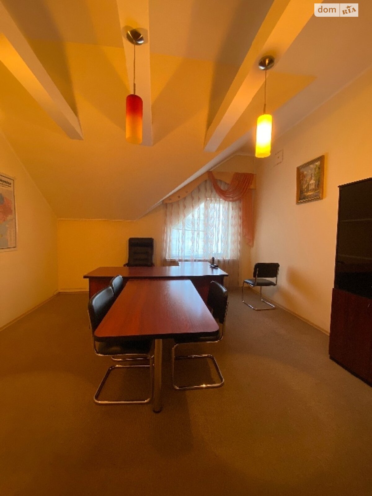 двоповерховий будинок з опаленням, 215 кв. м, цегла. Продаж в Дніпрі фото 1 двоповерховий будинок з опаленням, 215 кв. м, цегла. Продаж в Дніпрі фото 1