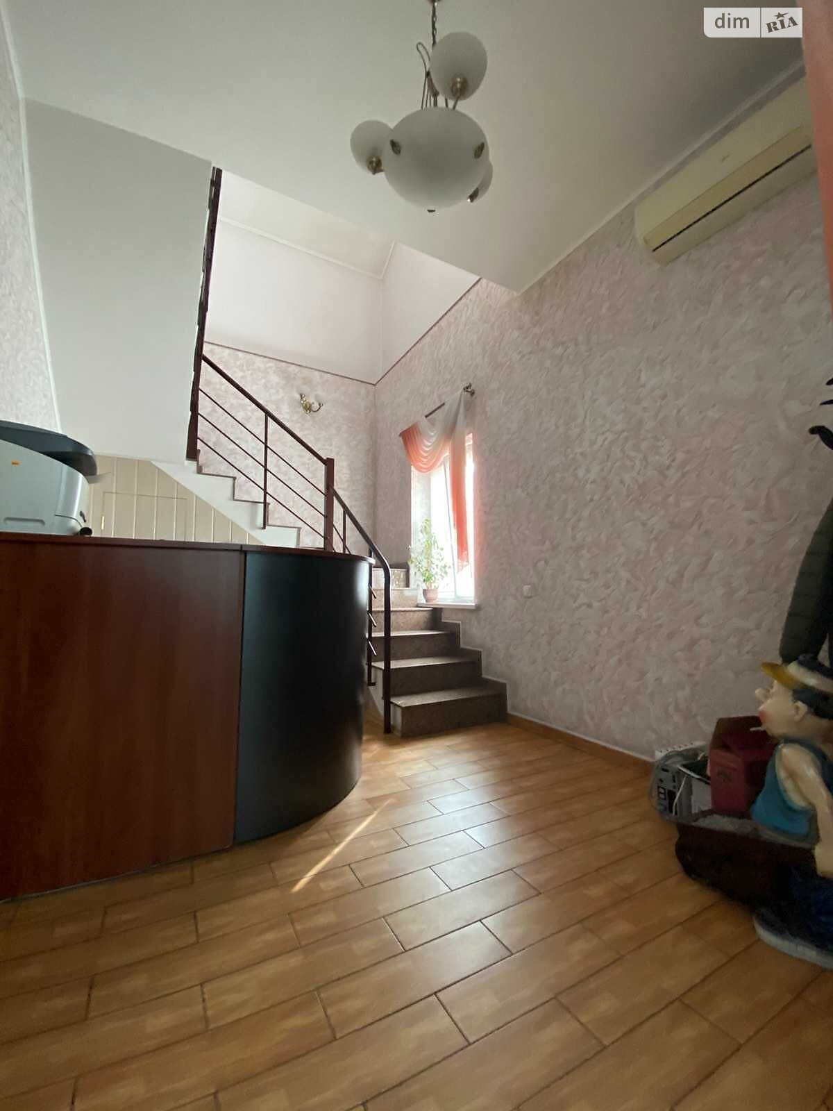двухэтажный дом с отоплением, 215 кв. м, кирпич. Продажа в Днепре район Гагарина фото 1