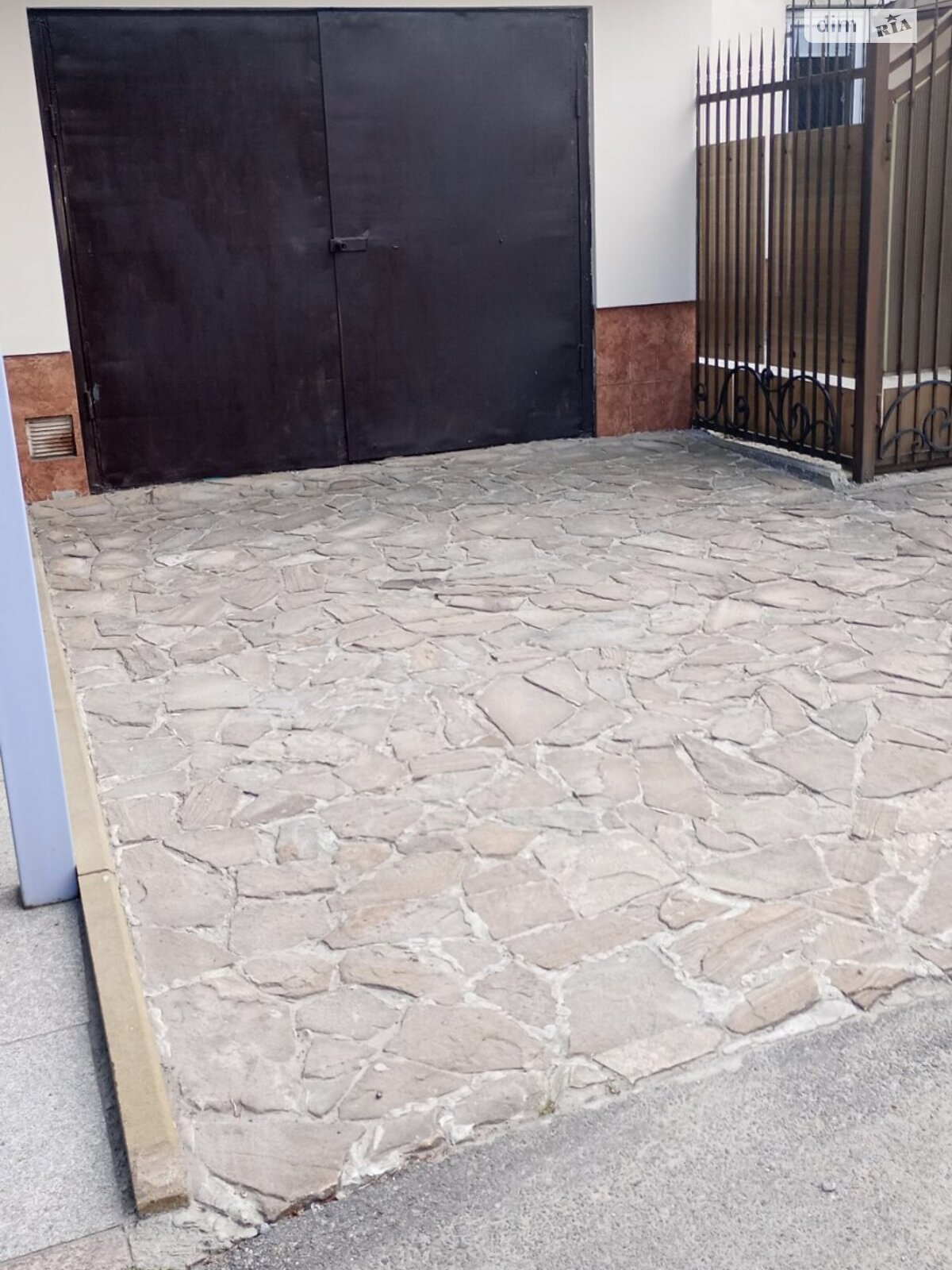 одноповерховий будинок з мансардою, 137.9 кв. м, цегла силікатна. Продаж в Дніпрі, район Шевченківський фото 1 одноповерховий будинок з мансардою, 137.9 кв. м, цегла силікатна. Продаж в Дніпрі, район Шевченківський фото 1