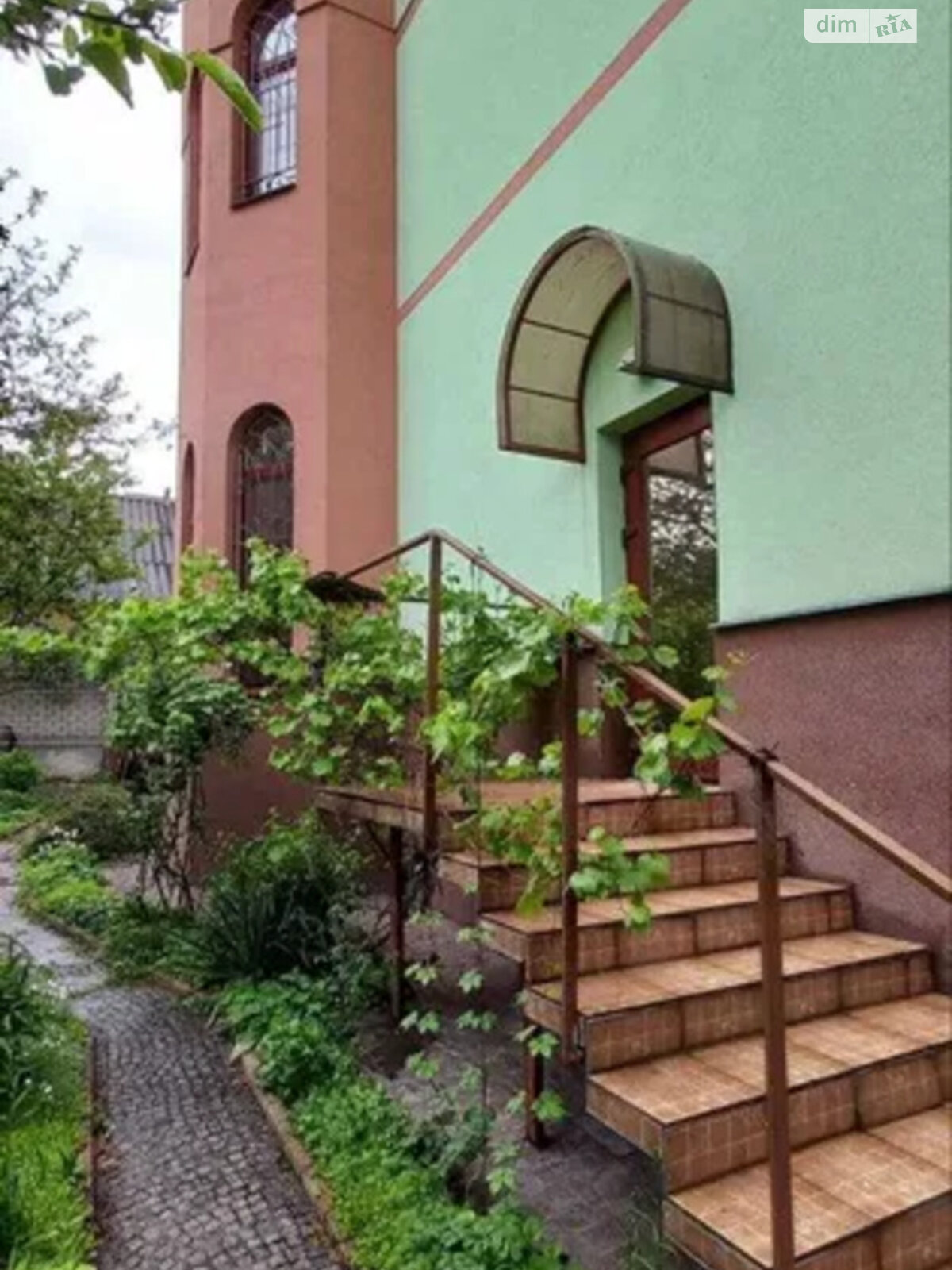 двухэтажный дом с гаражом, 280 кв. м, кирпич. Продажа в Днепре район Гагарина фото 1