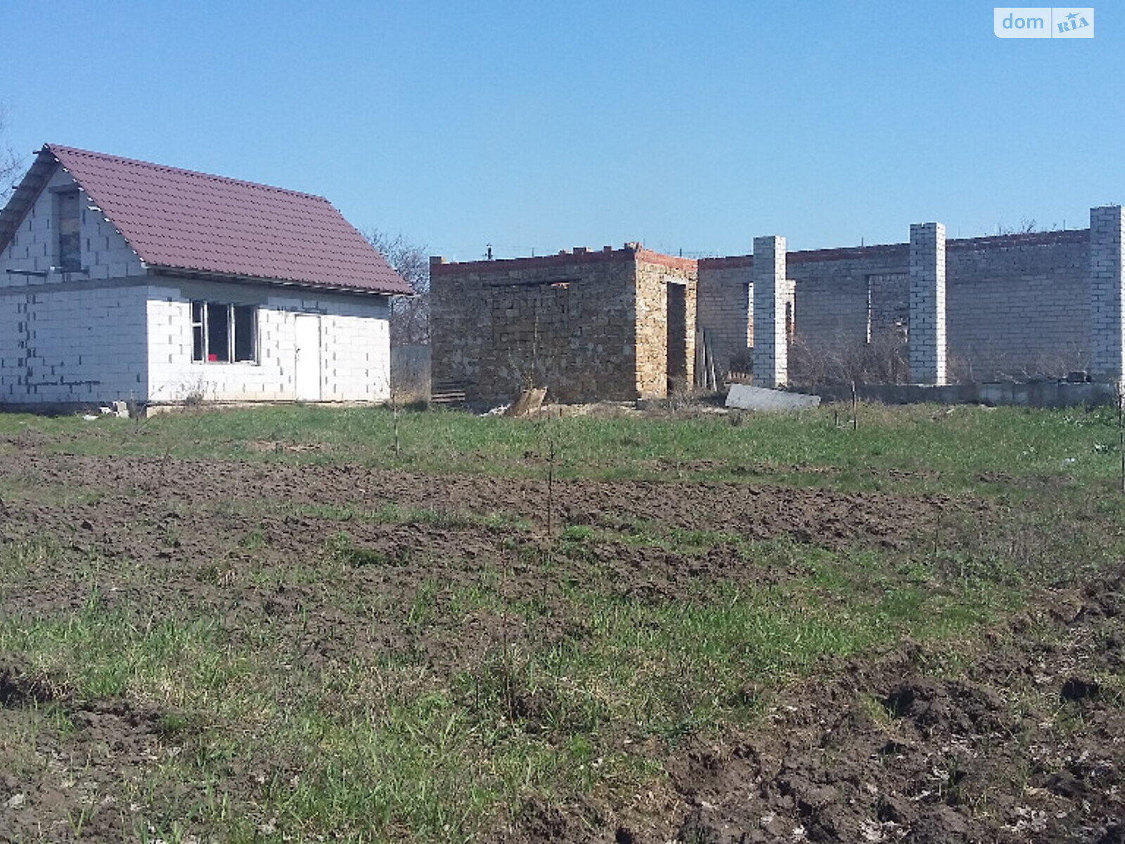 одноэтажный дом с гаражом, 175 кв. м, кирпич. Продажа в Горького фото 1 одноэтажный дом с гаражом, 175 кв. м, кирпич. Продажа в Горького фото 1