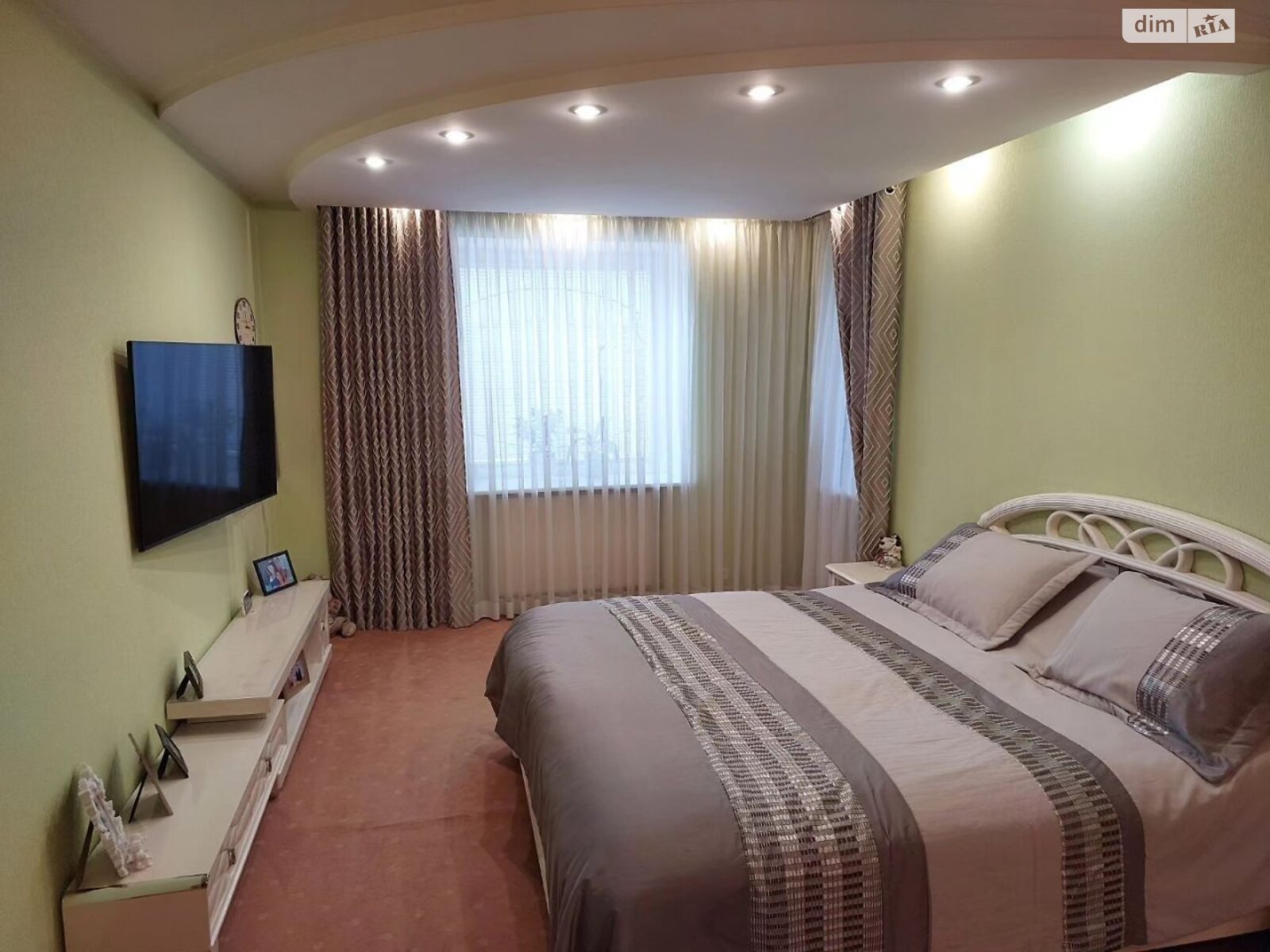 одноэтажный дом с отоплением, 150 кв. м, кирпич. Продажа в Днепре район Индустриальный фото 1 одноэтажный дом с отоплением, 150 кв. м, кирпич. Продажа в Днепре район Индустриальный фото 1