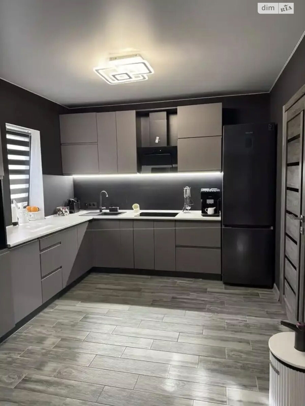 одноэтажный дом с ремонтом, 280 кв. м, газобетон. Продажа в Днепре район Индустриальный фото 1 одноэтажный дом с ремонтом, 280 кв. м, газобетон. Продажа в Днепре район Индустриальный фото 1