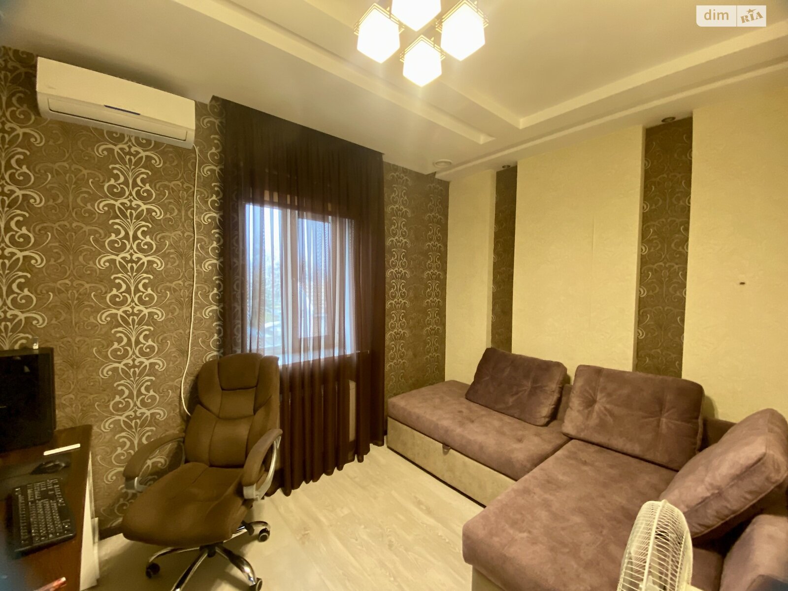 двухэтажный дом с гаражом, 114.3 кв. м, кирпич силикатный. Продажа в Днепре район Индустриальный фото 1 двухэтажный дом с гаражом, 114.3 кв. м, кирпич силикатный. Продажа в Днепре район Индустриальный фото 1