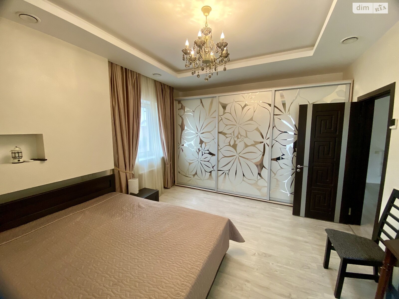 двухэтажный дом с гаражом, 114.3 кв. м, кирпич силикатный. Продажа в Днепре район Индустриальный фото 1 двухэтажный дом с гаражом, 114.3 кв. м, кирпич силикатный. Продажа в Днепре район Индустриальный фото 1