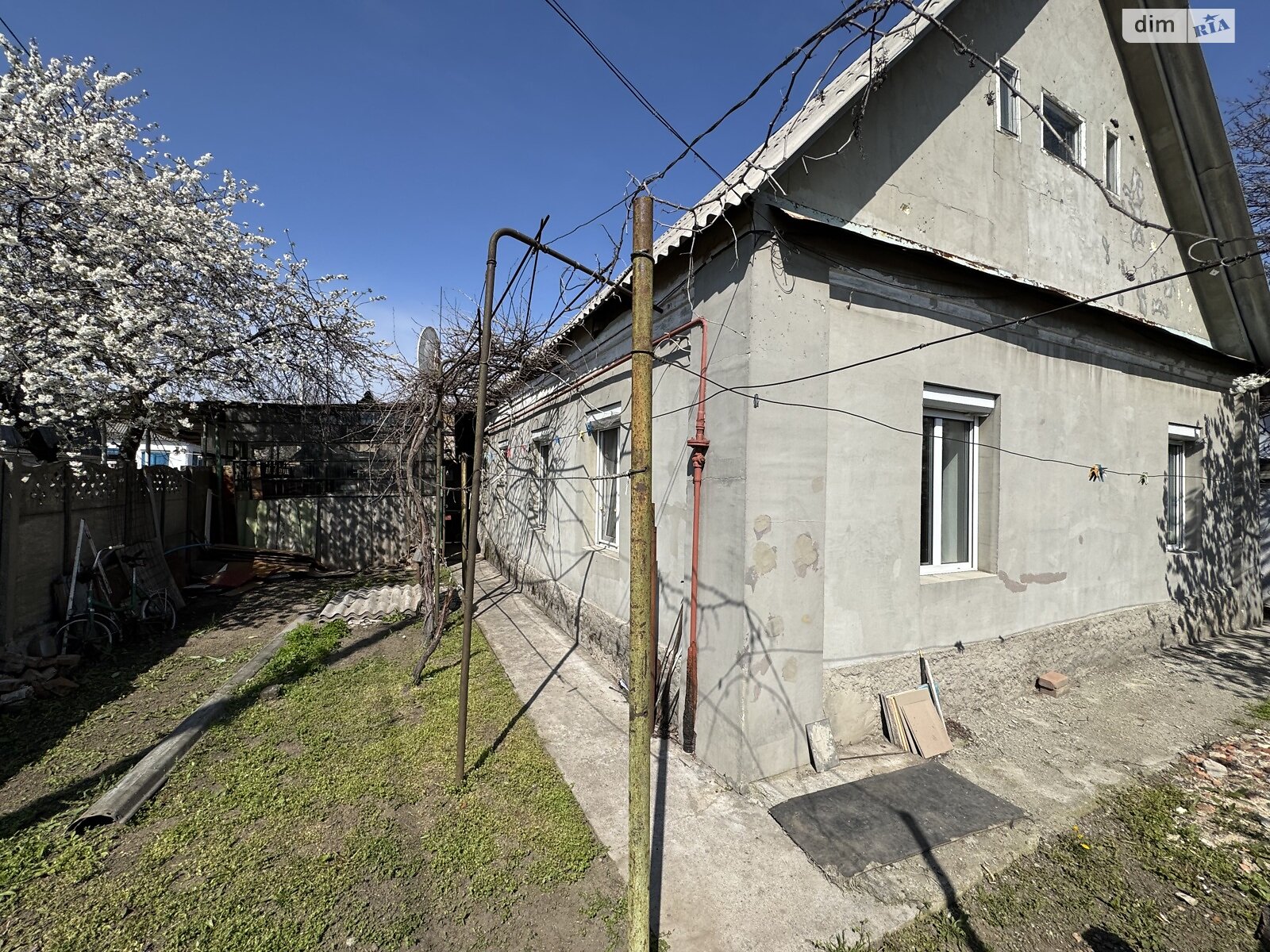 одноэтажный дом с гаражом, 99.8 кв. м, кирпич. Продажа в Днепре фото 1 одноэтажный дом с гаражом, 99.8 кв. м, кирпич. Продажа в Днепре фото 1