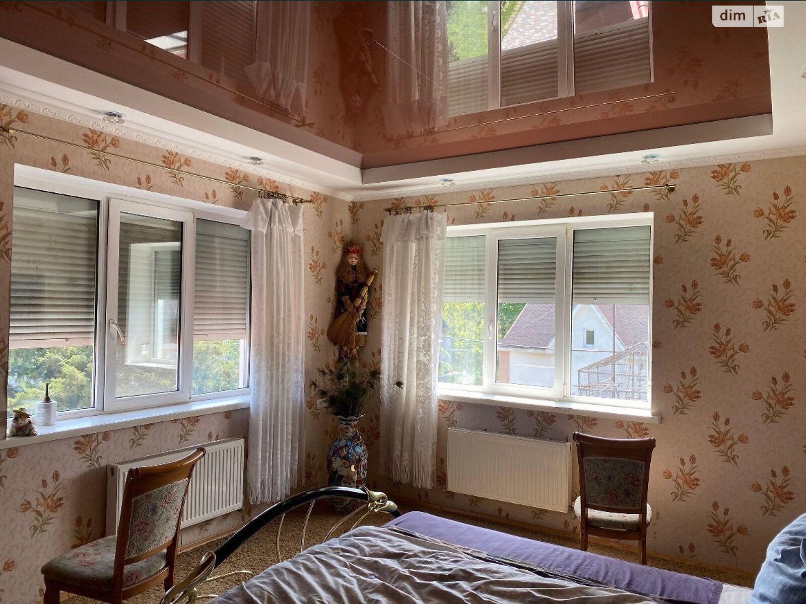 триповерховий будинок з гаражем, 370 кв. м, цегла. Продаж в Дніпрі, район Кам’янка фото 1 триповерховий будинок з гаражем, 370 кв. м, цегла. Продаж в Дніпрі, район Кам’янка фото 1