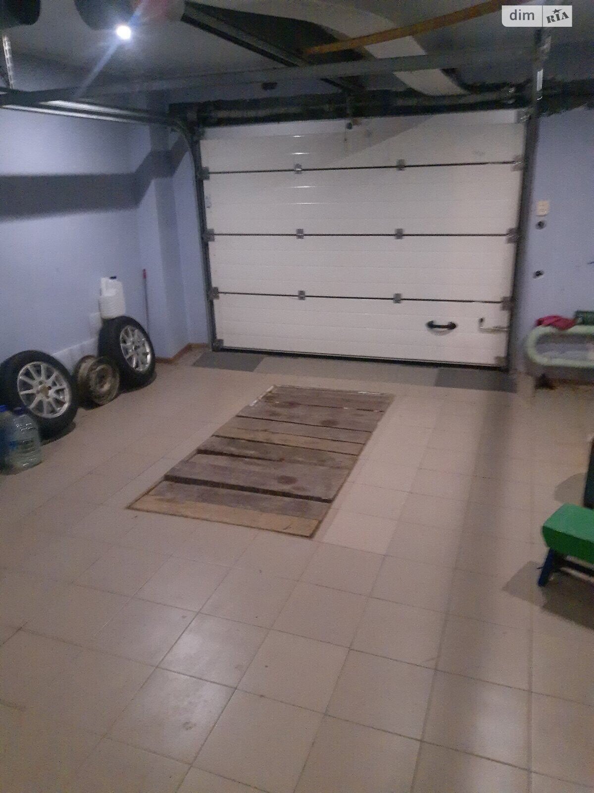 триповерховий будинок з гаражем, 329.9 кв. м, цегла. Продаж у Кам’янці фото 1 триповерховий будинок з гаражем, 329.9 кв. м, цегла. Продаж у Кам’янці фото 1