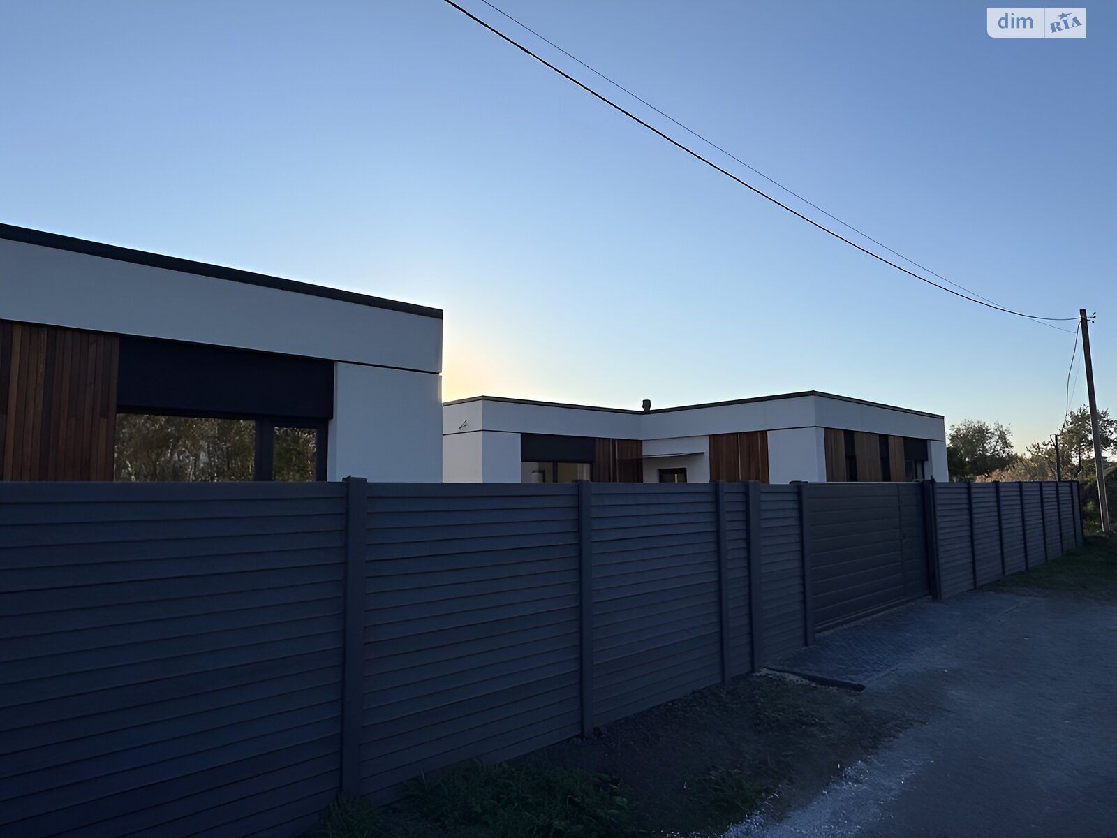 одноэтажный дом без мебели, 105 кв. м, газобетон. Продажа в Днепре район Камянка фото 1 одноэтажный дом без мебели, 105 кв. м, газобетон. Продажа в Днепре район Камянка фото 1