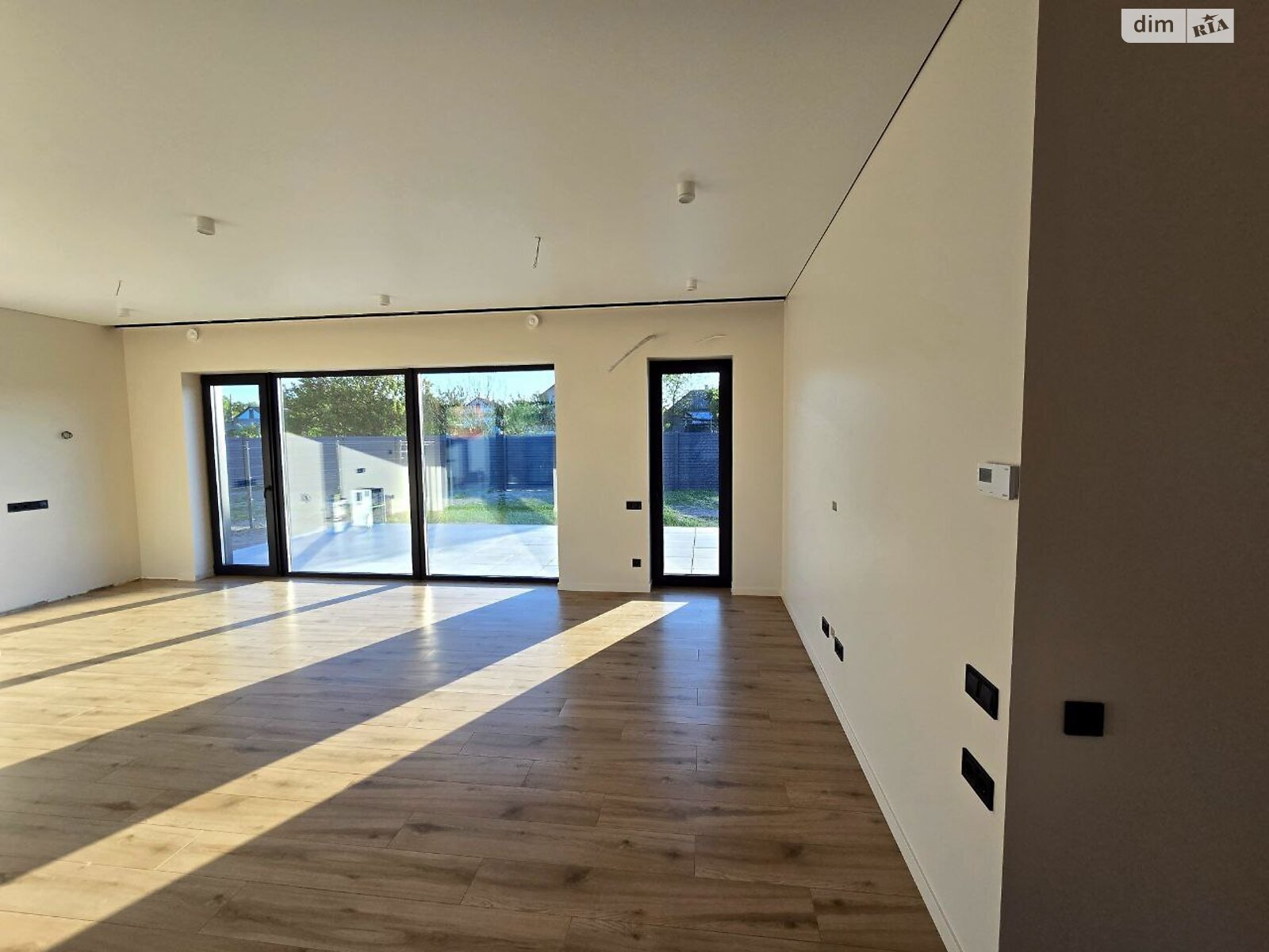 одноэтажный дом без мебели, 105 кв. м, газобетон. Продажа в Днепре район Камянка фото 1 одноэтажный дом без мебели, 105 кв. м, газобетон. Продажа в Днепре район Камянка фото 1