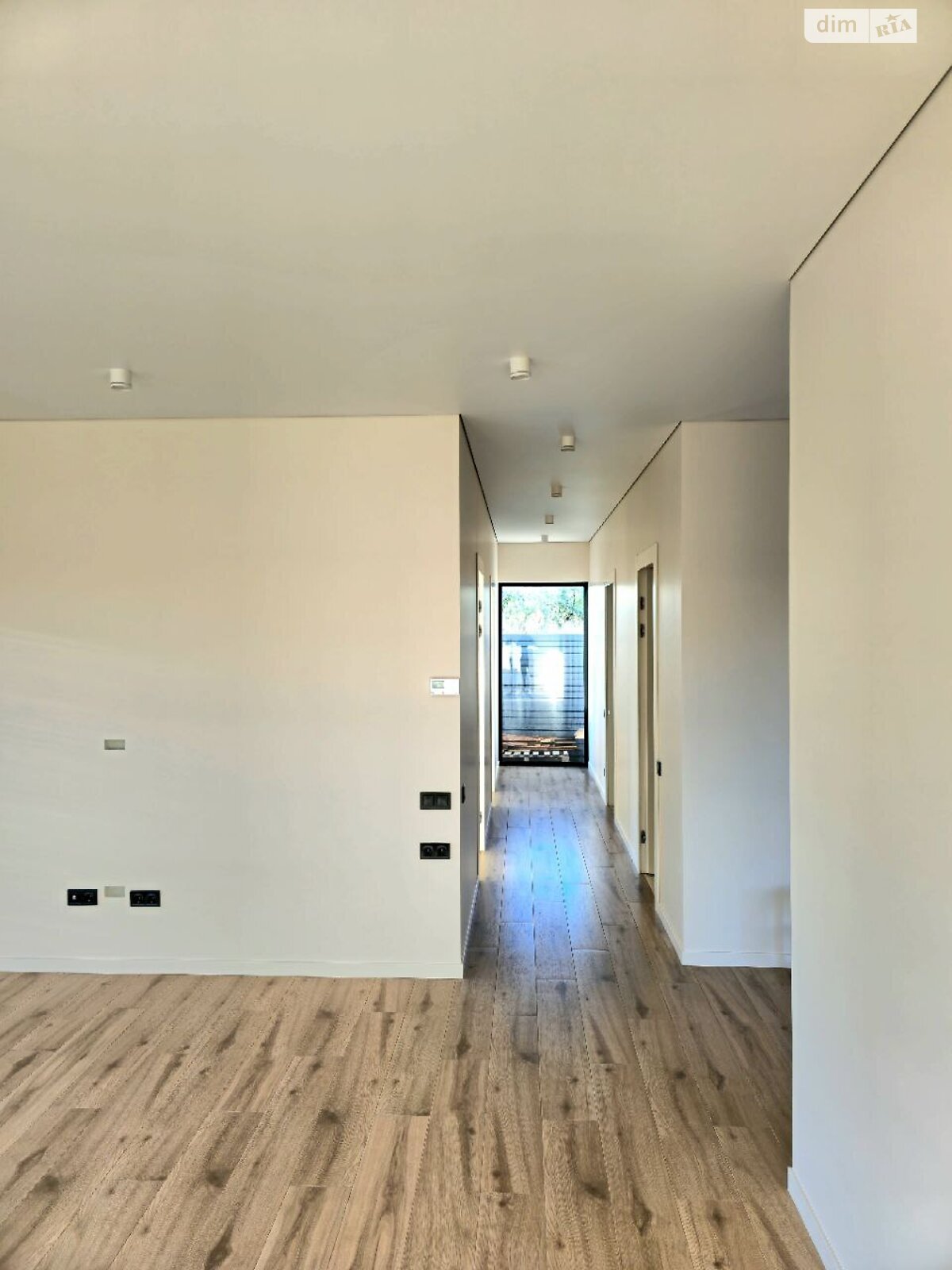 одноэтажный дом без мебели, 105 кв. м, газобетон. Продажа в Днепре район Камянка фото 1 одноэтажный дом без мебели, 105 кв. м, газобетон. Продажа в Днепре район Камянка фото 1