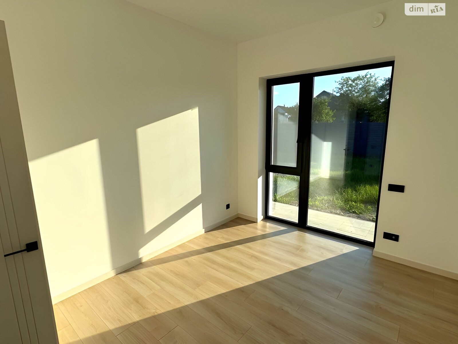 одноэтажный дом без мебели, 105 кв. м, газобетон. Продажа в Днепре район Камянка фото 1 одноэтажный дом без мебели, 105 кв. м, газобетон. Продажа в Днепре район Камянка фото 1