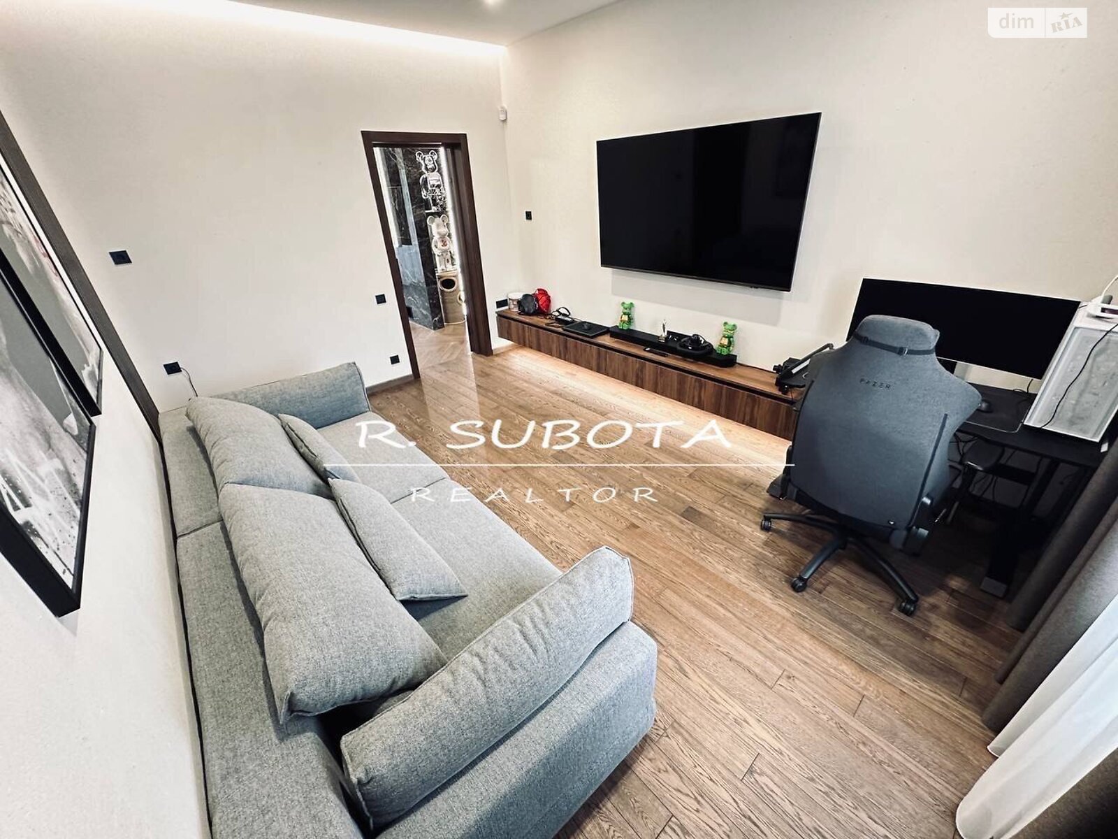 одноповерховий будинок з гаражем, 186.1 кв. м, цегла. Продаж в Дніпрі, район Кам’янка фото 1 одноповерховий будинок з гаражем, 186.1 кв. м, цегла. Продаж в Дніпрі, район Кам’янка фото 1