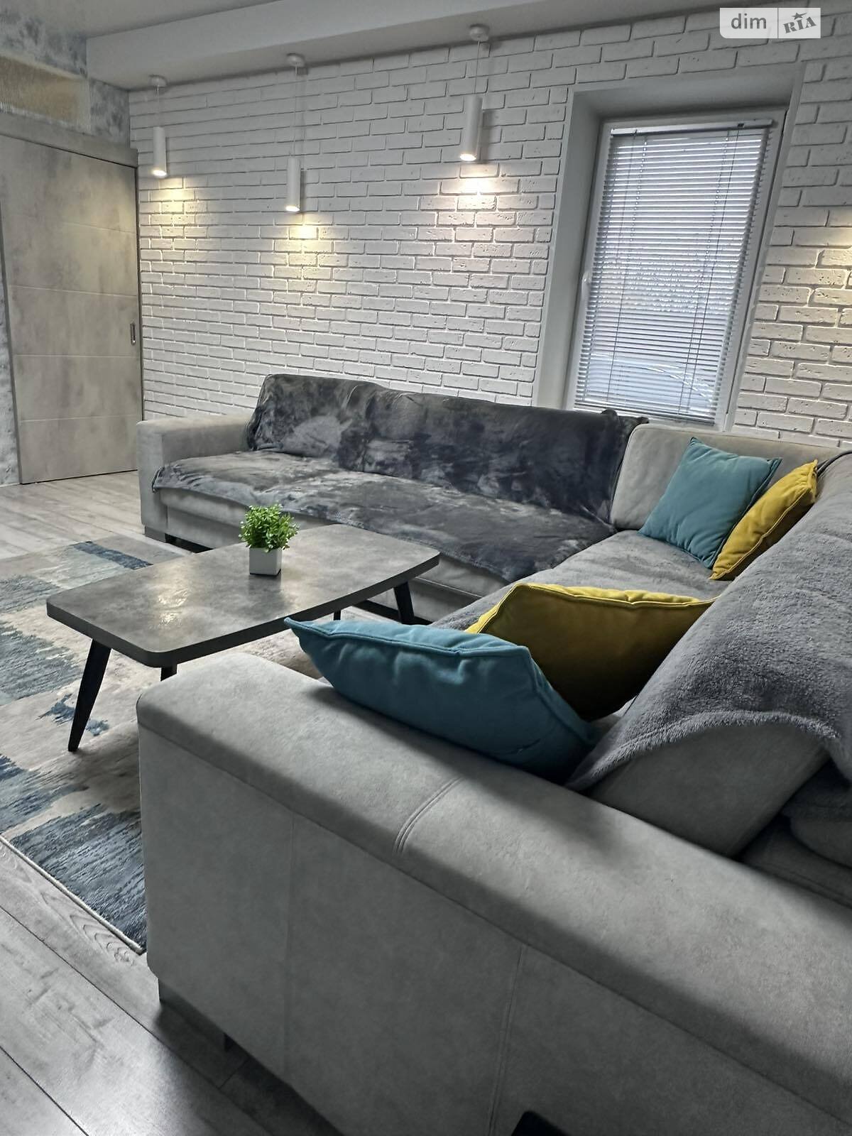 одноповерховий будинок з ремонтом, 78.7 кв. м, цегла. Продаж в Дніпрі, район Кирилівка фото 1 одноповерховий будинок з ремонтом, 78.7 кв. м, цегла. Продаж в Дніпрі, район Кирилівка фото 1