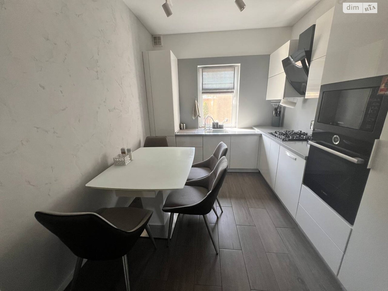 двухэтажный дом с балконом, 148.5 кв. м, кирпич. Продажа в Днепре район Клинчик фото 1 двухэтажный дом с балконом, 148.5 кв. м, кирпич. Продажа в Днепре район Клинчик фото 1