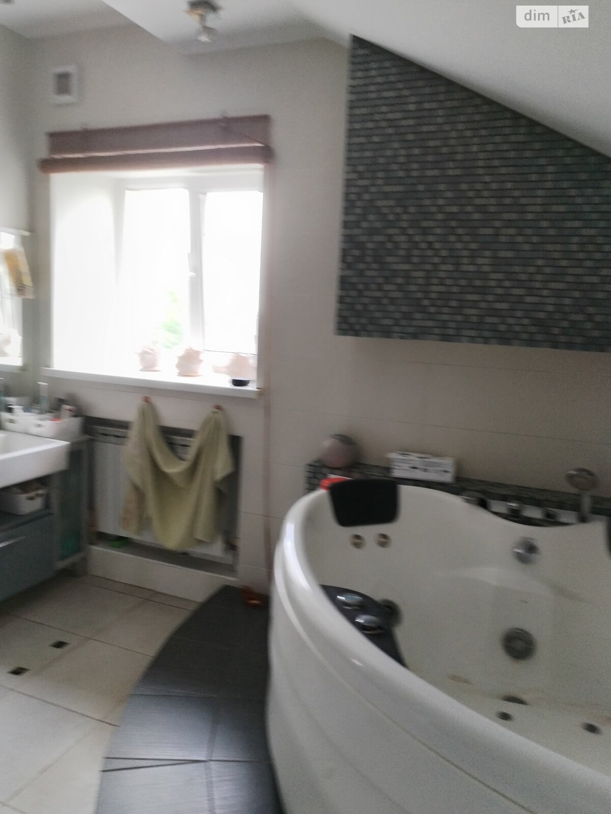 двухэтажный дом с верандой, 220 кв. м, шлакобетон. Продажа в Днепре район Корея фото 1 двухэтажный дом с верандой, 220 кв. м, шлакобетон. Продажа в Днепре район Корея фото 1