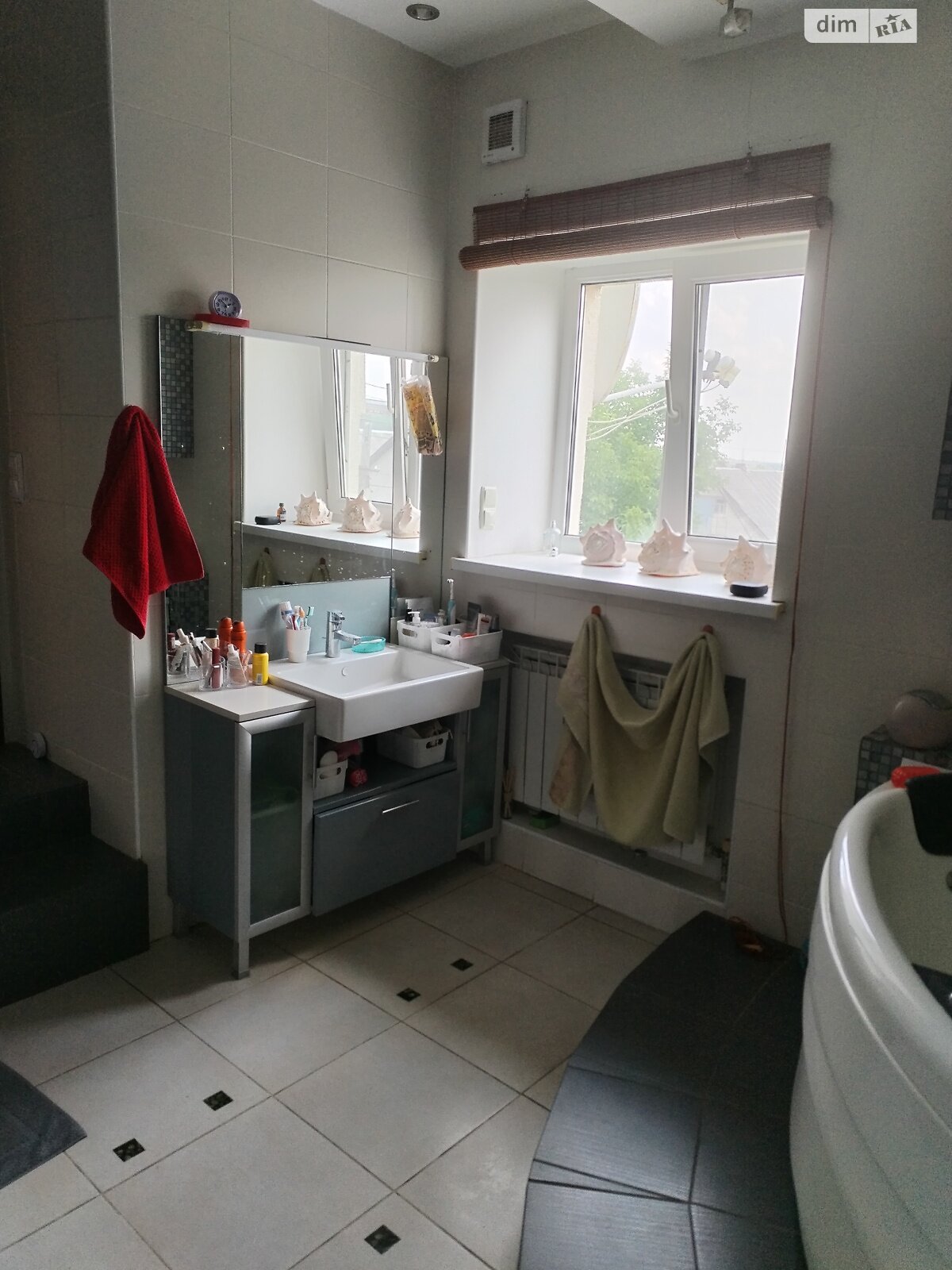 двухэтажный дом с верандой, 220 кв. м, шлакобетон. Продажа в Днепре район Корея фото 1 двухэтажный дом с верандой, 220 кв. м, шлакобетон. Продажа в Днепре район Корея фото 1