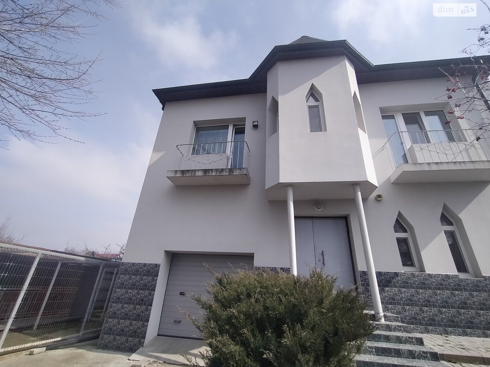 трехэтажный дом с мансардой, 260 кв. м, кирпич. Продажа в Днепре район Краснополье фото 1