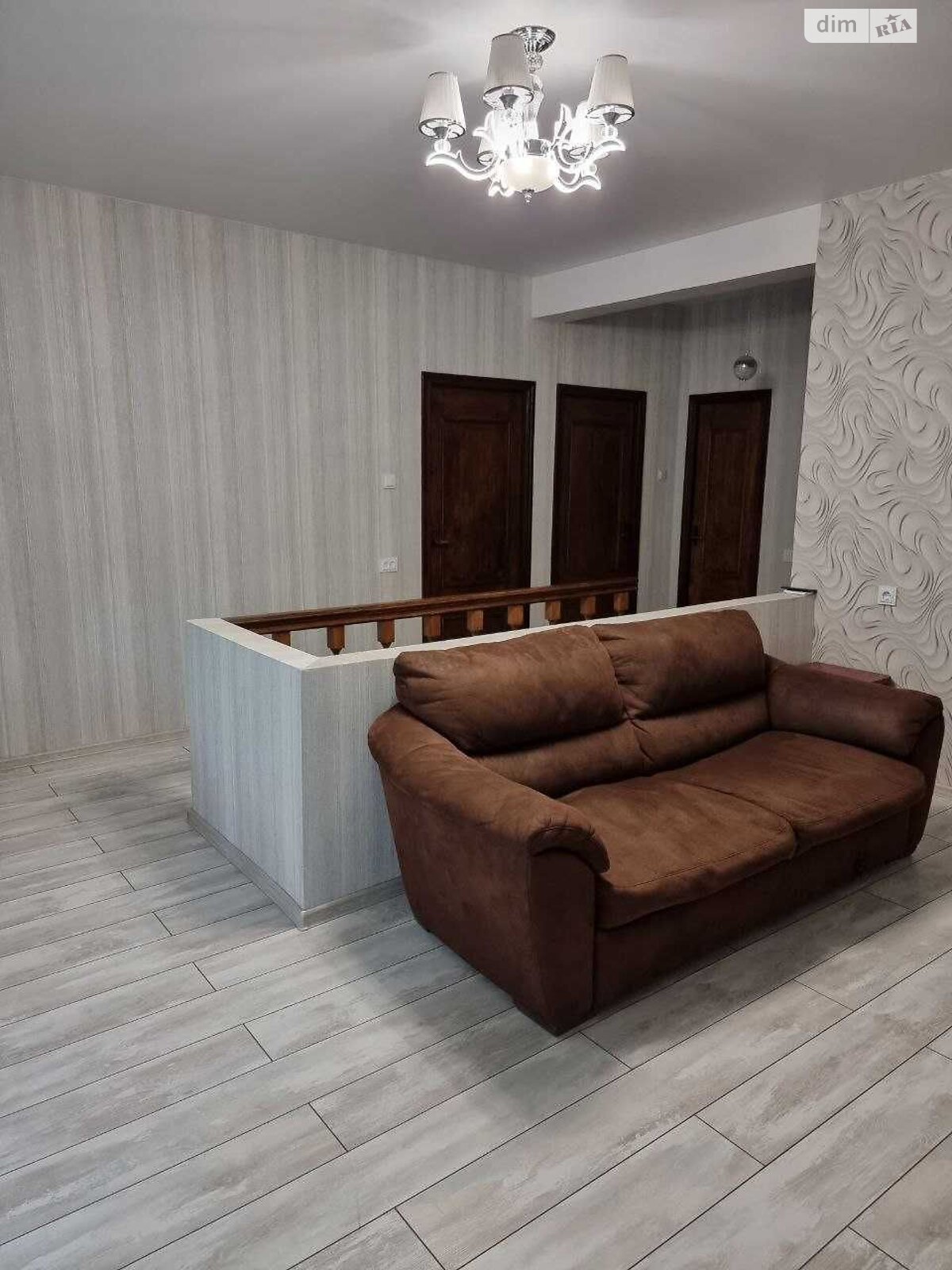двоповерховий будинок з опаленням, 324.8 кв. м, цегла. Продаж в Дніпрі, район Краснопілля фото 1 двоповерховий будинок з опаленням, 324.8 кв. м, цегла. Продаж в Дніпрі, район Краснопілля фото 1