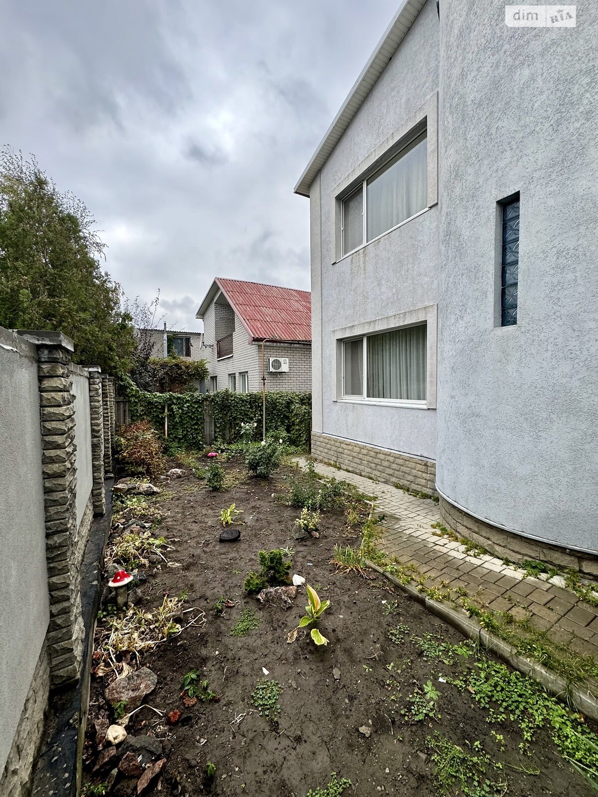 двоповерховий будинок з гаражем, 293.8 кв. м, цегла. Продаж в Дніпрі, район Краснопілля фото 1 двоповерховий будинок з гаражем, 293.8 кв. м, цегла. Продаж в Дніпрі, район Краснопілля фото 1