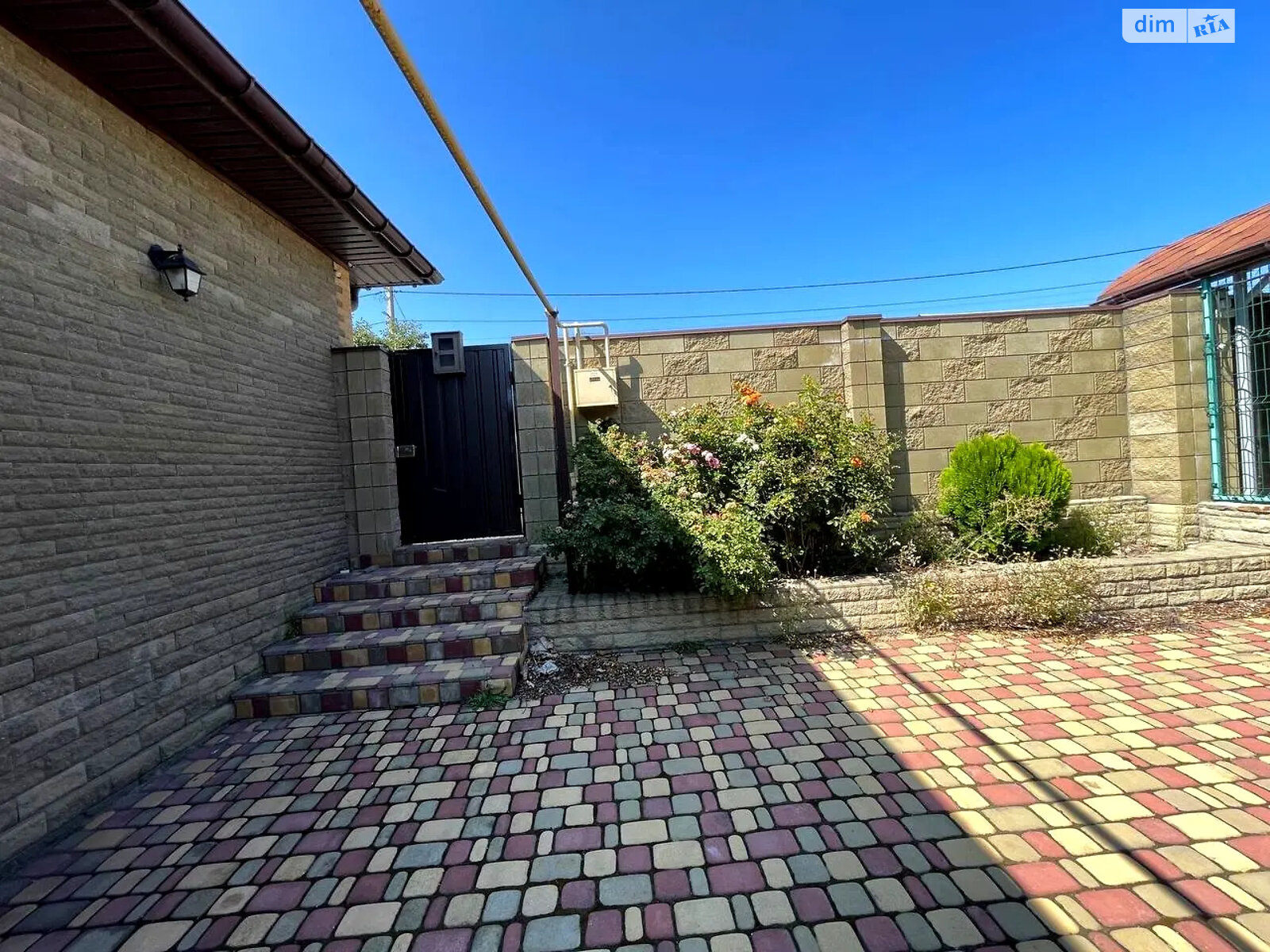 одноповерховий будинок з гаражем, 122 кв. м, шлакобетон. Продаж в Дніпрі, район Краснопілля фото 1