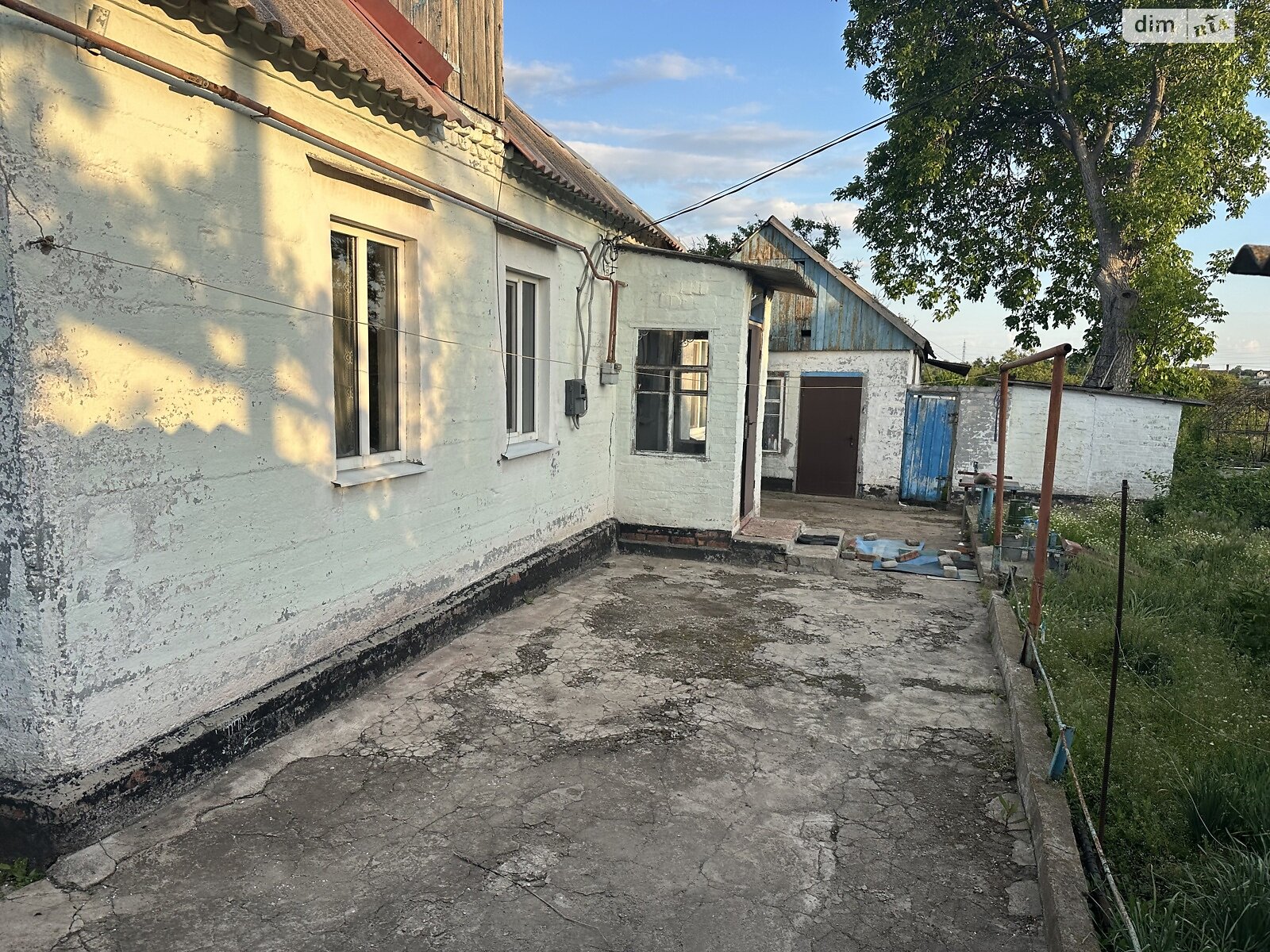 одноэтажный дом с гаражом, 76.4 кв. м, шлакобетон. Продажа в Днепре район Краснополье фото 1 одноэтажный дом с гаражом, 76.4 кв. м, шлакобетон. Продажа в Днепре район Краснополье фото 1