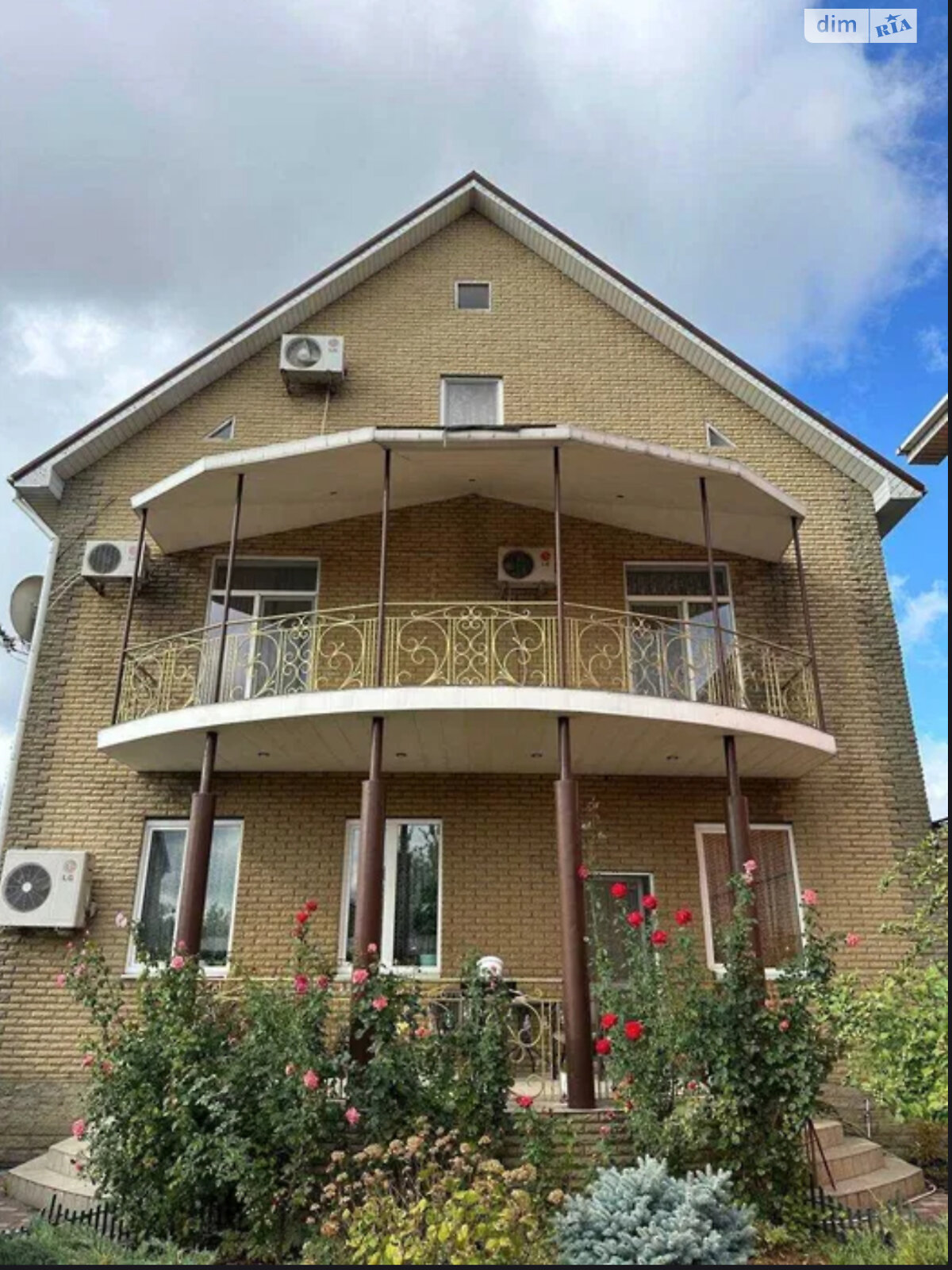 двухэтажный дом с верандой, 322.5 кв. м, кирпич. Продажа в Днепре фото 1 двухэтажный дом с верандой, 322.5 кв. м, кирпич. Продажа в Днепре фото 1
