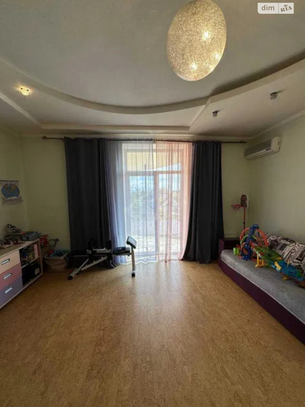 двухэтажный дом с верандой, 322.5 кв. м, кирпич. Продажа в Днепре фото 1 двухэтажный дом с верандой, 322.5 кв. м, кирпич. Продажа в Днепре фото 1