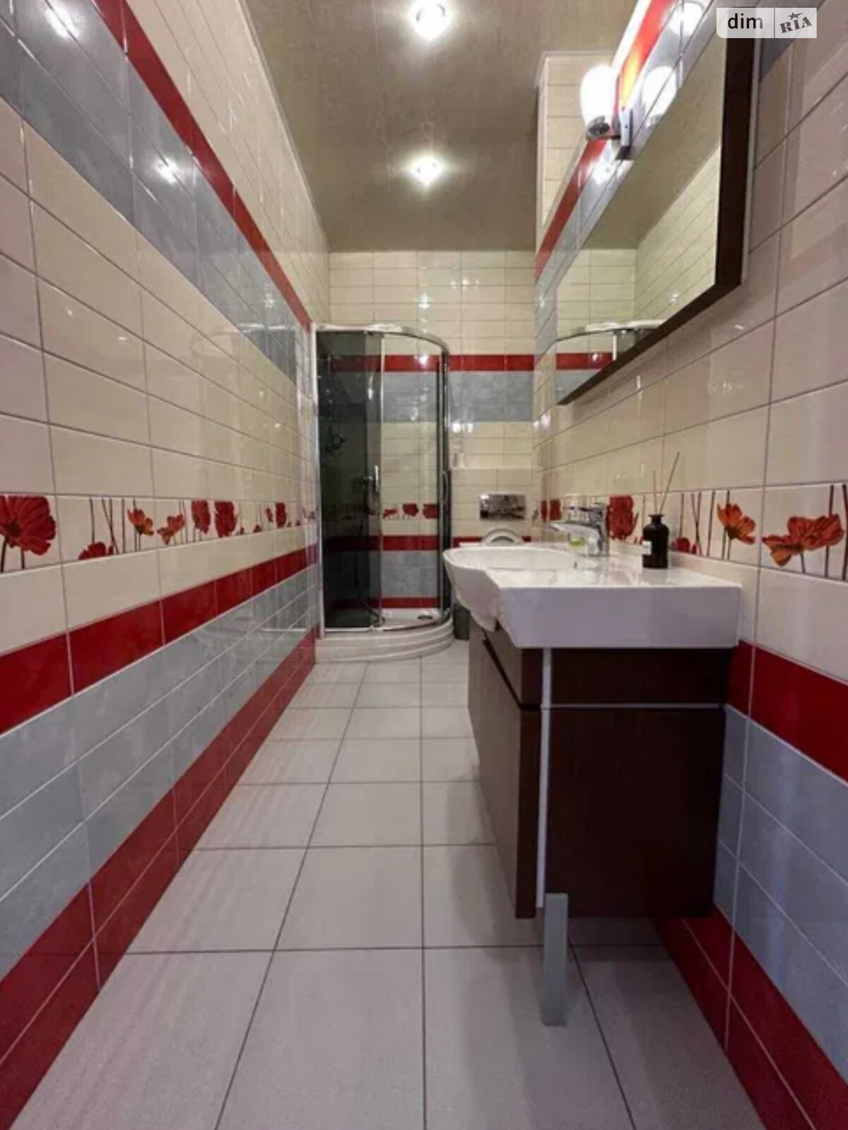 двухэтажный дом с верандой, 322.5 кв. м, кирпич. Продажа в Днепре фото 1 двухэтажный дом с верандой, 322.5 кв. м, кирпич. Продажа в Днепре фото 1